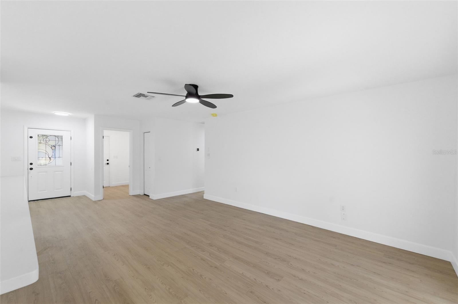 Image 44 of 74 For 11180 113th Avenue