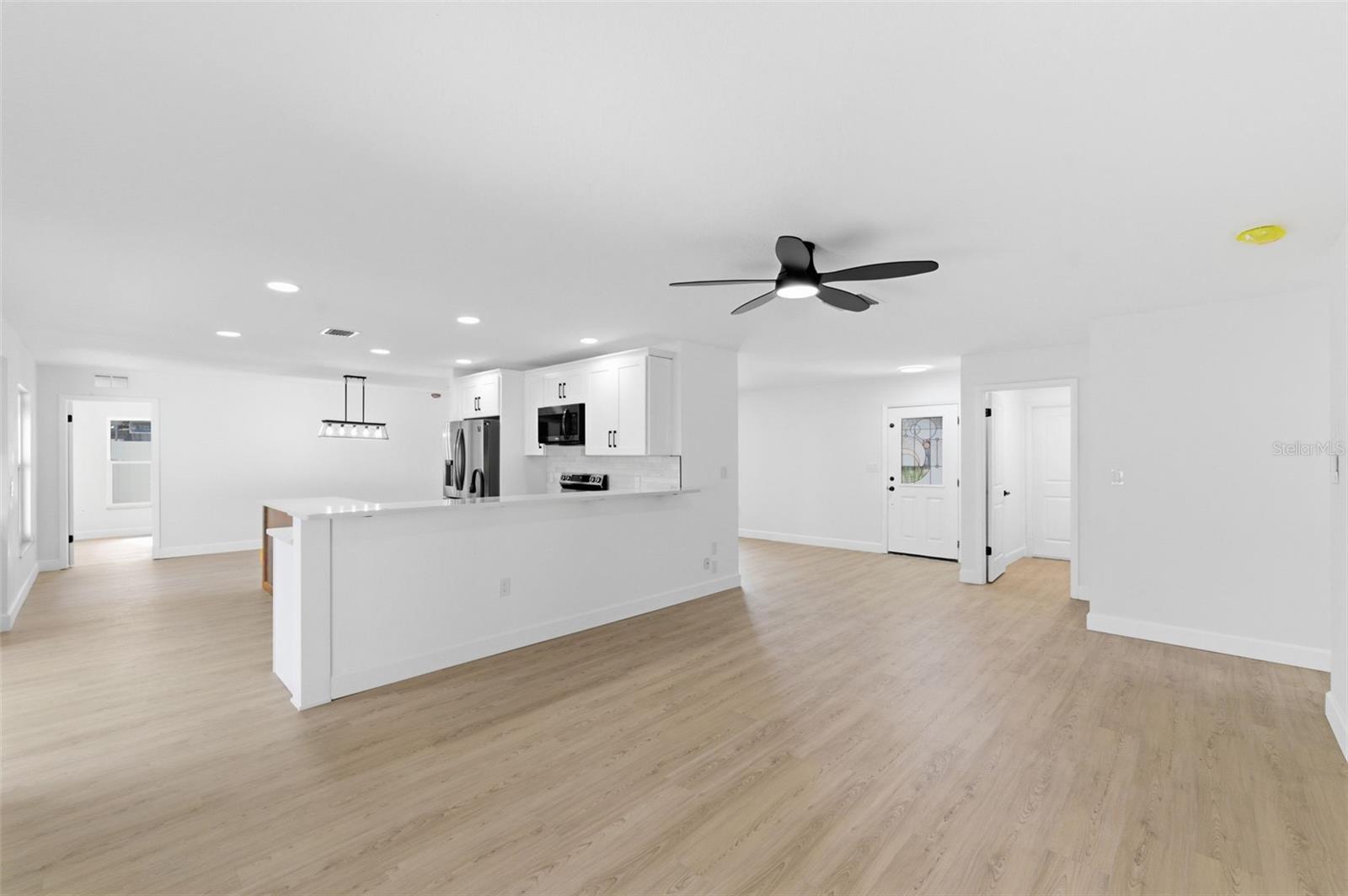 Image 45 of 74 For 11180 113th Avenue