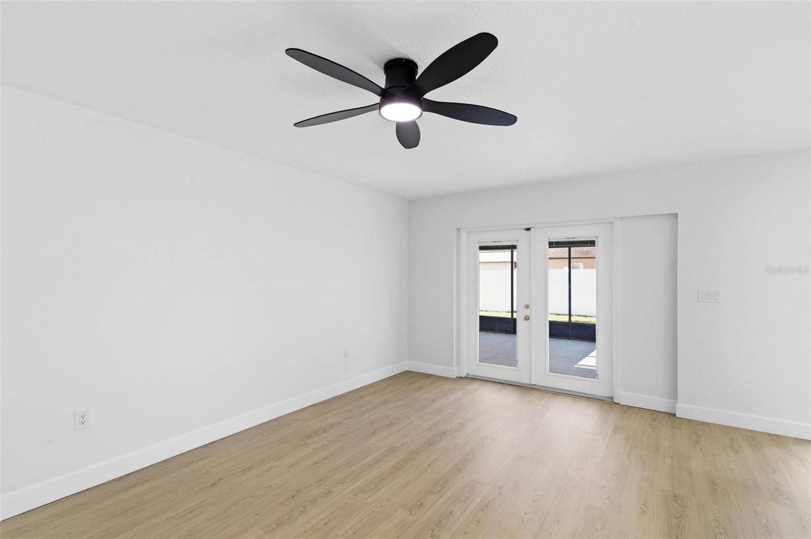 Image 48 of 74 For 11180 113th Avenue