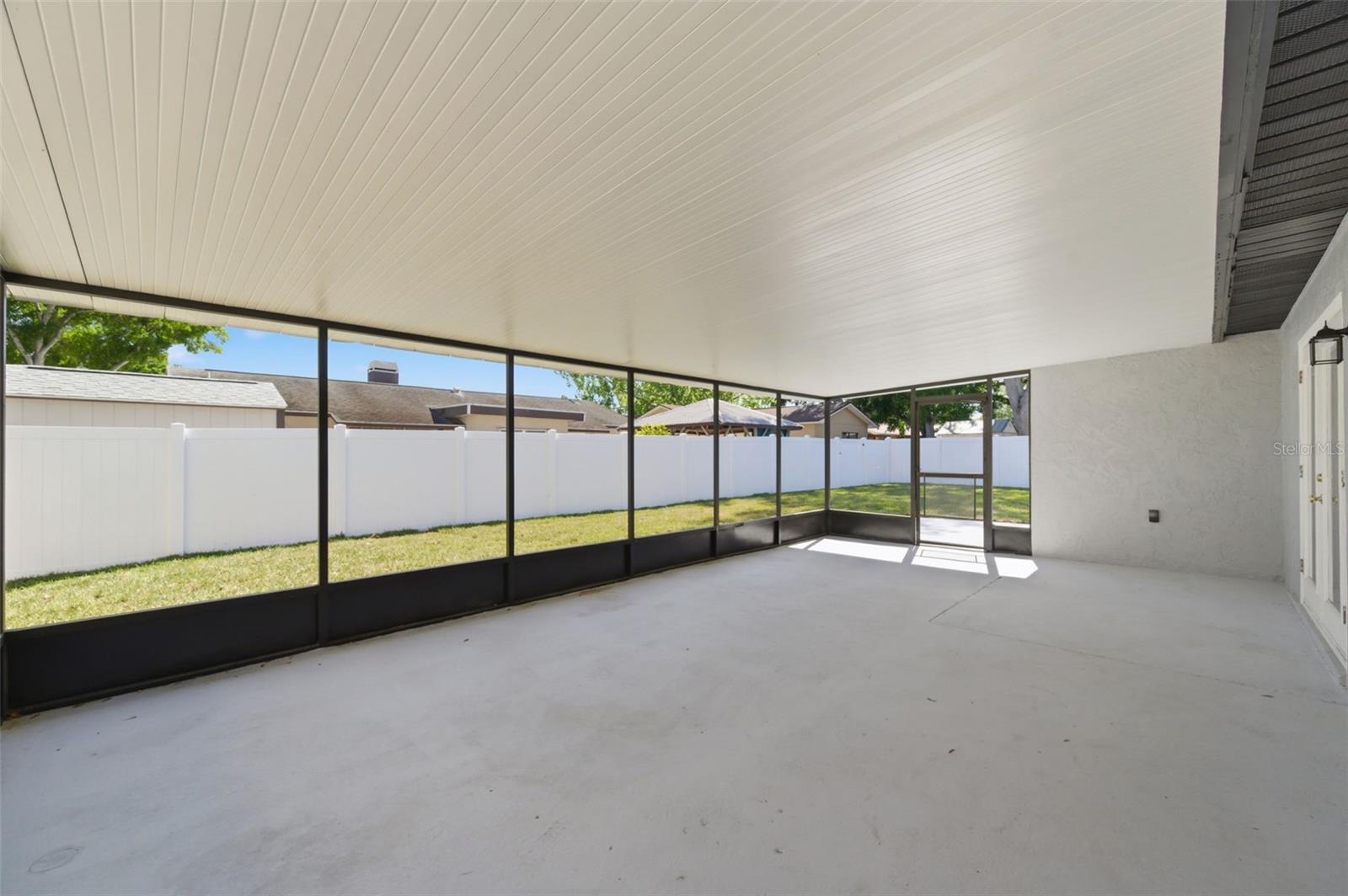 Image 54 of 74 For 11180 113th Avenue