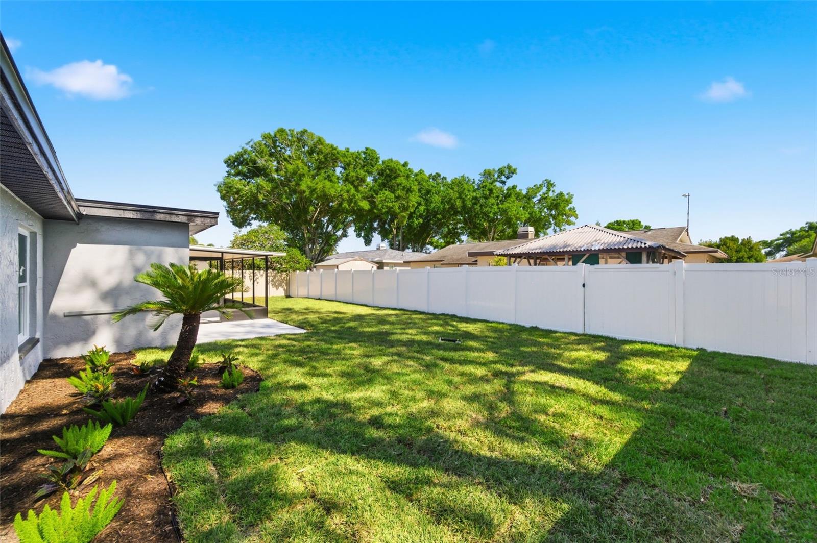 Image 61 of 74 For 11180 113th Avenue