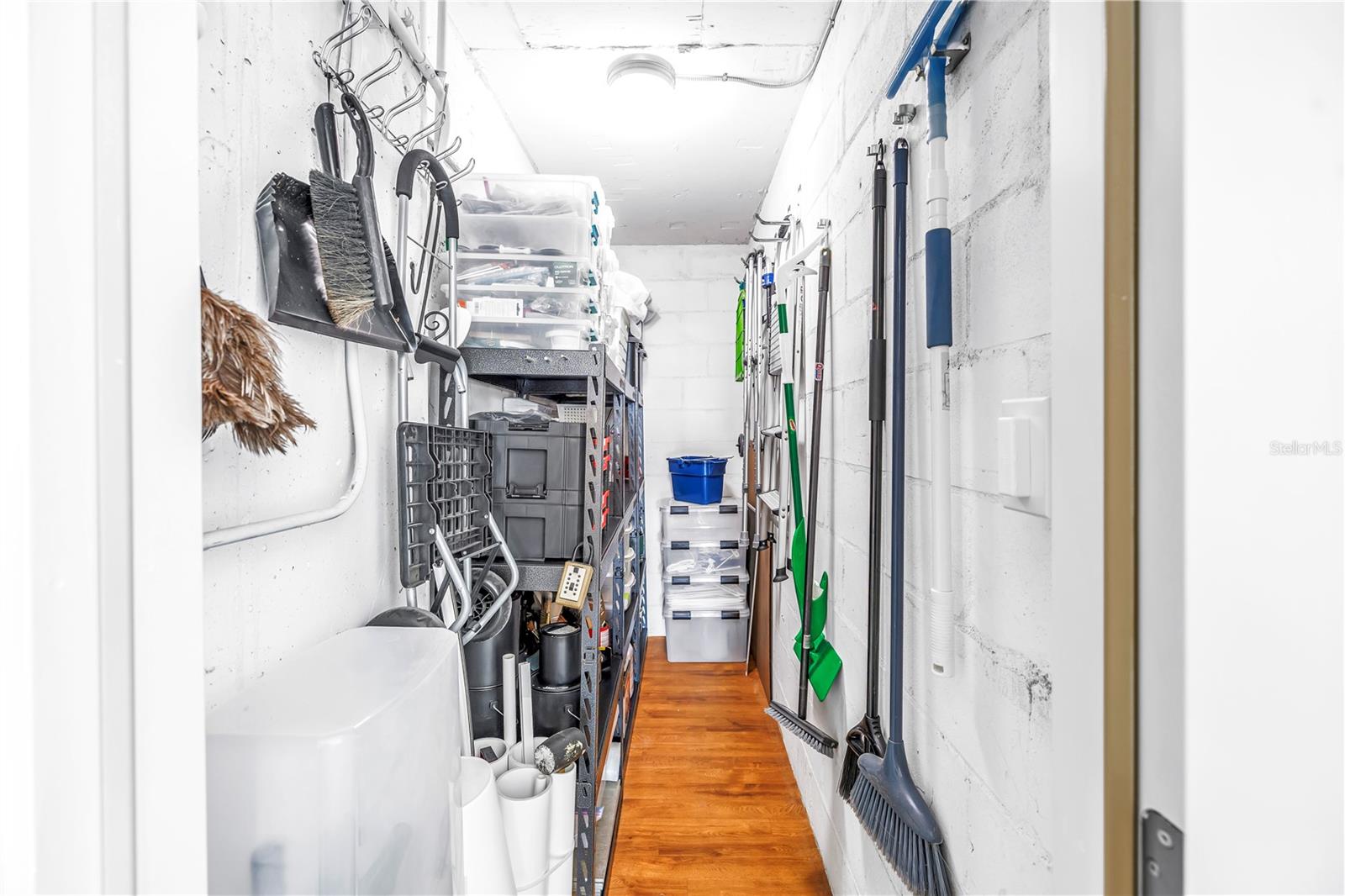 Image 44 of 52 For 700 Beach Drive Ne 708