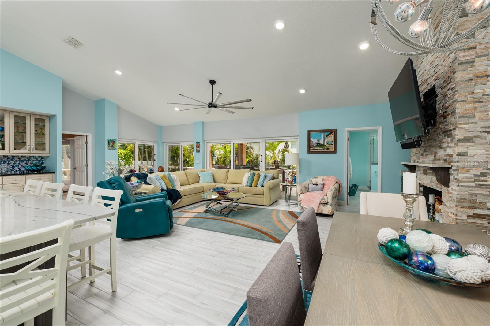 Image 12 of 60 For 742 Monte Cristo Boulevard