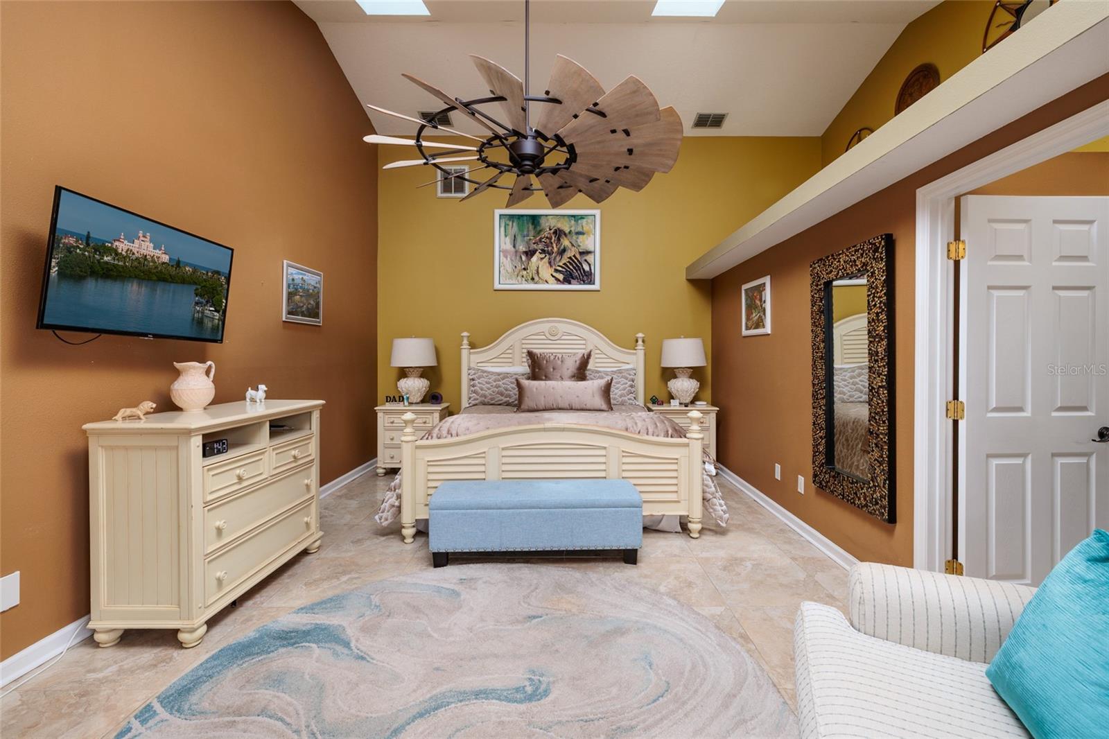 Image 22 of 60 For 742 Monte Cristo Boulevard