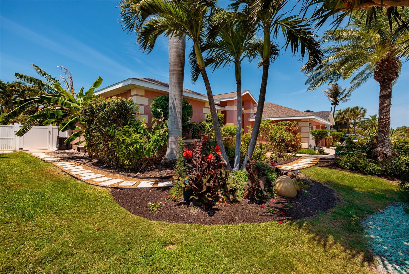 Image 43 of 60 For 742 Monte Cristo Boulevard