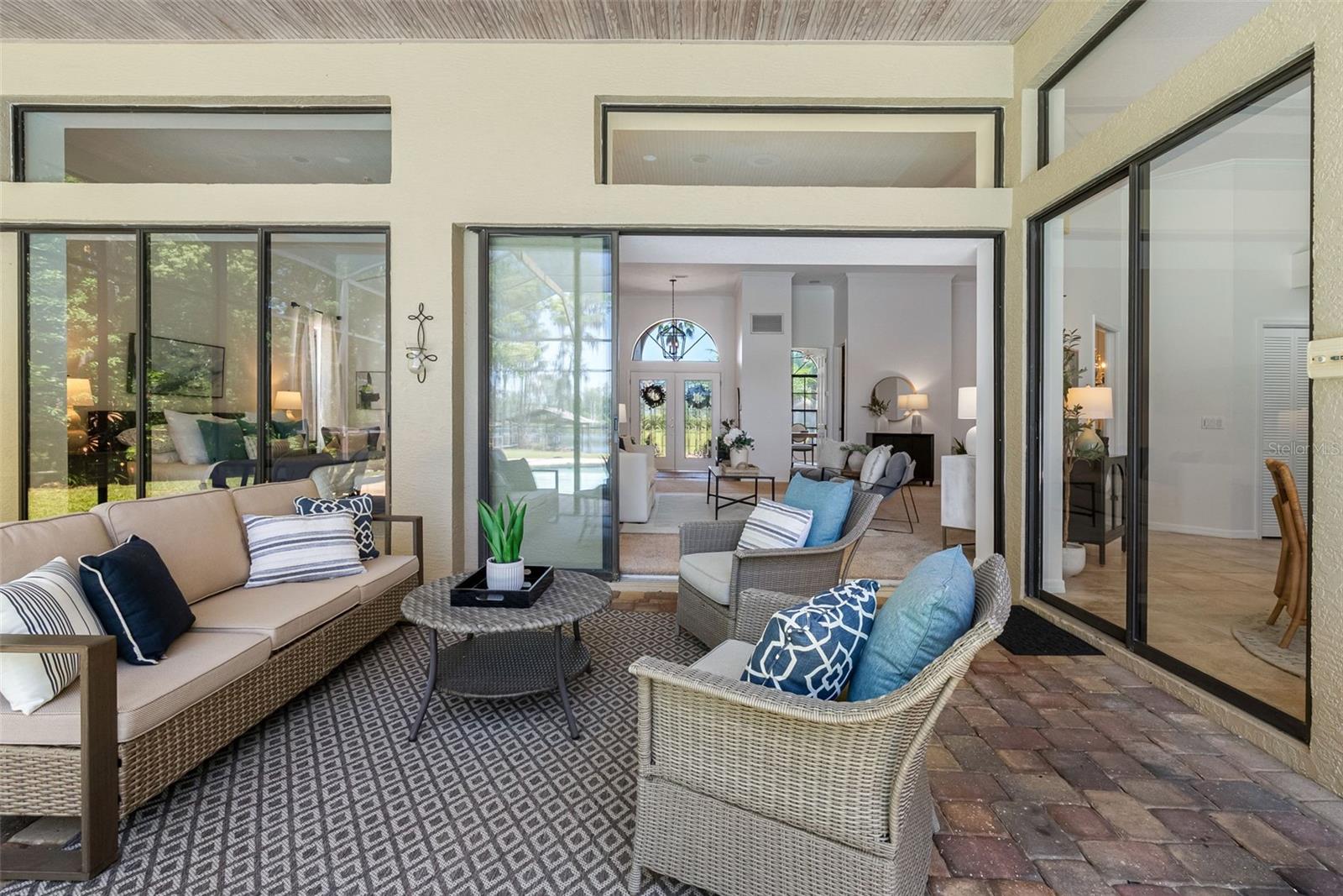 Image 45 of 67 For 304 Lake Kell Court