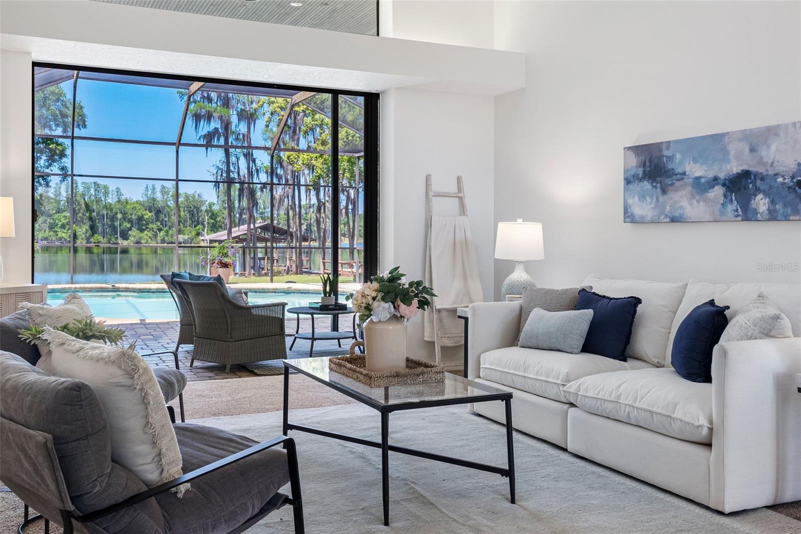 Image 8 of 67 For 304 Lake Kell Court