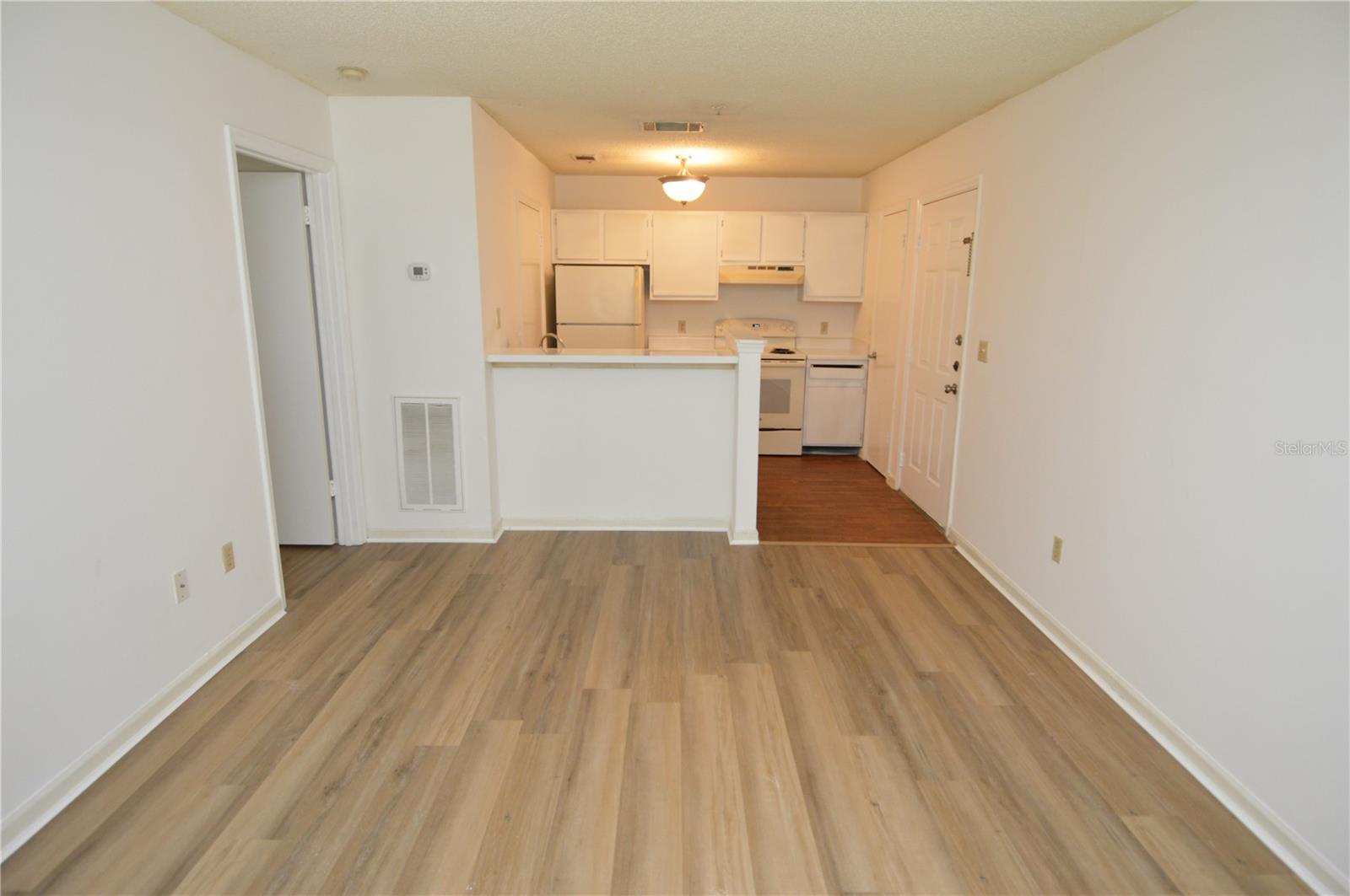 Image 12 of 84 For 11901 4th Street N 11105