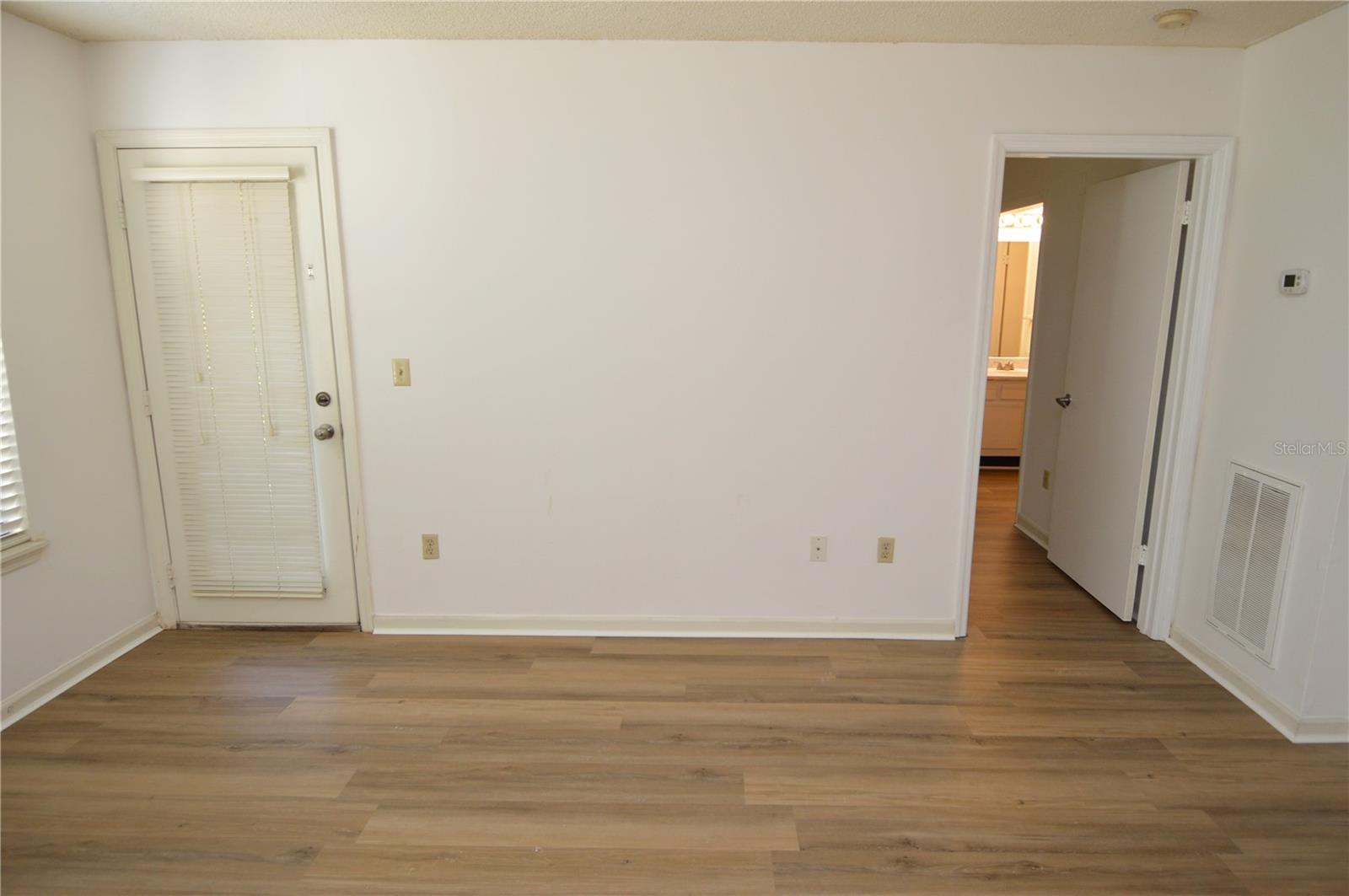 Image 22 of 84 For 11901 4th Street N 11105