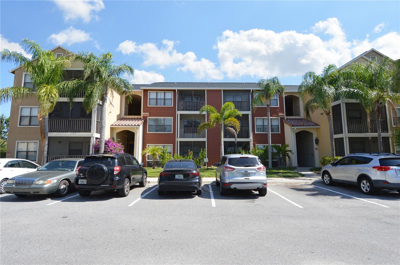 Image 3 of 84 For 11901 4th Street N 11105