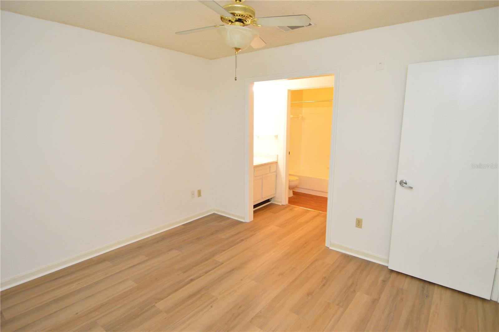 Image 30 of 84 For 11901 4th Street N 11105