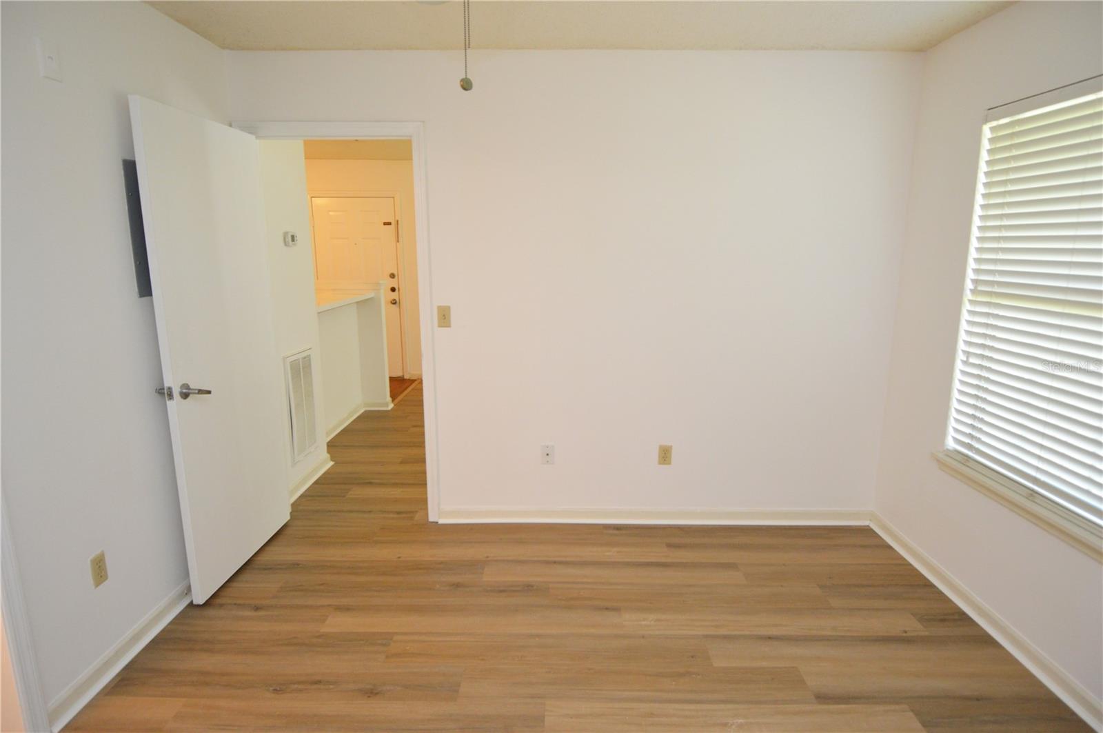 Image 40 of 84 For 11901 4th Street N 11105