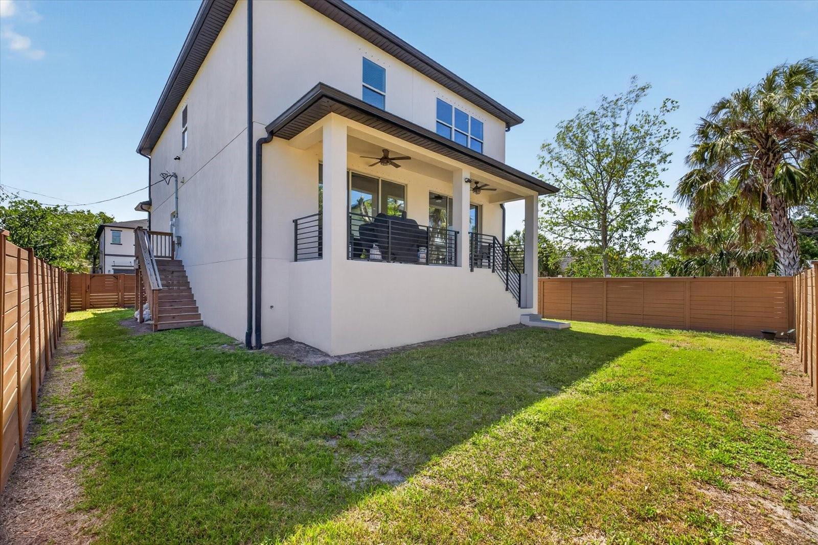 Listing photo id 50 for 7301 Elliott Street