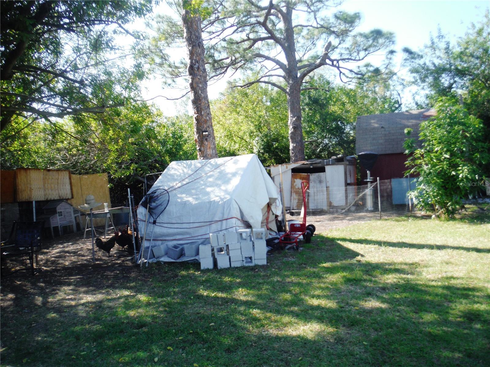 Image 5 of 27 For 118 Lake Avenue Se