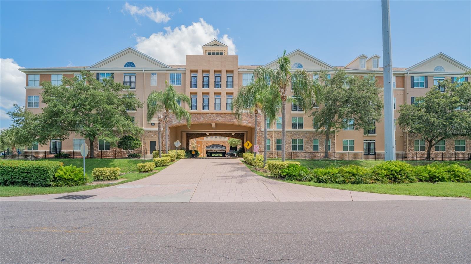 Image 19 of 25 For 4221 Spruce Street 1311