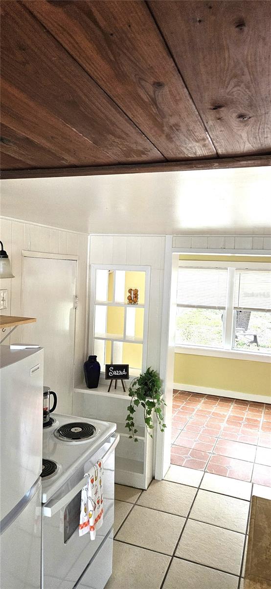 Image 4 of 7 For 2417 3rd Avenue N