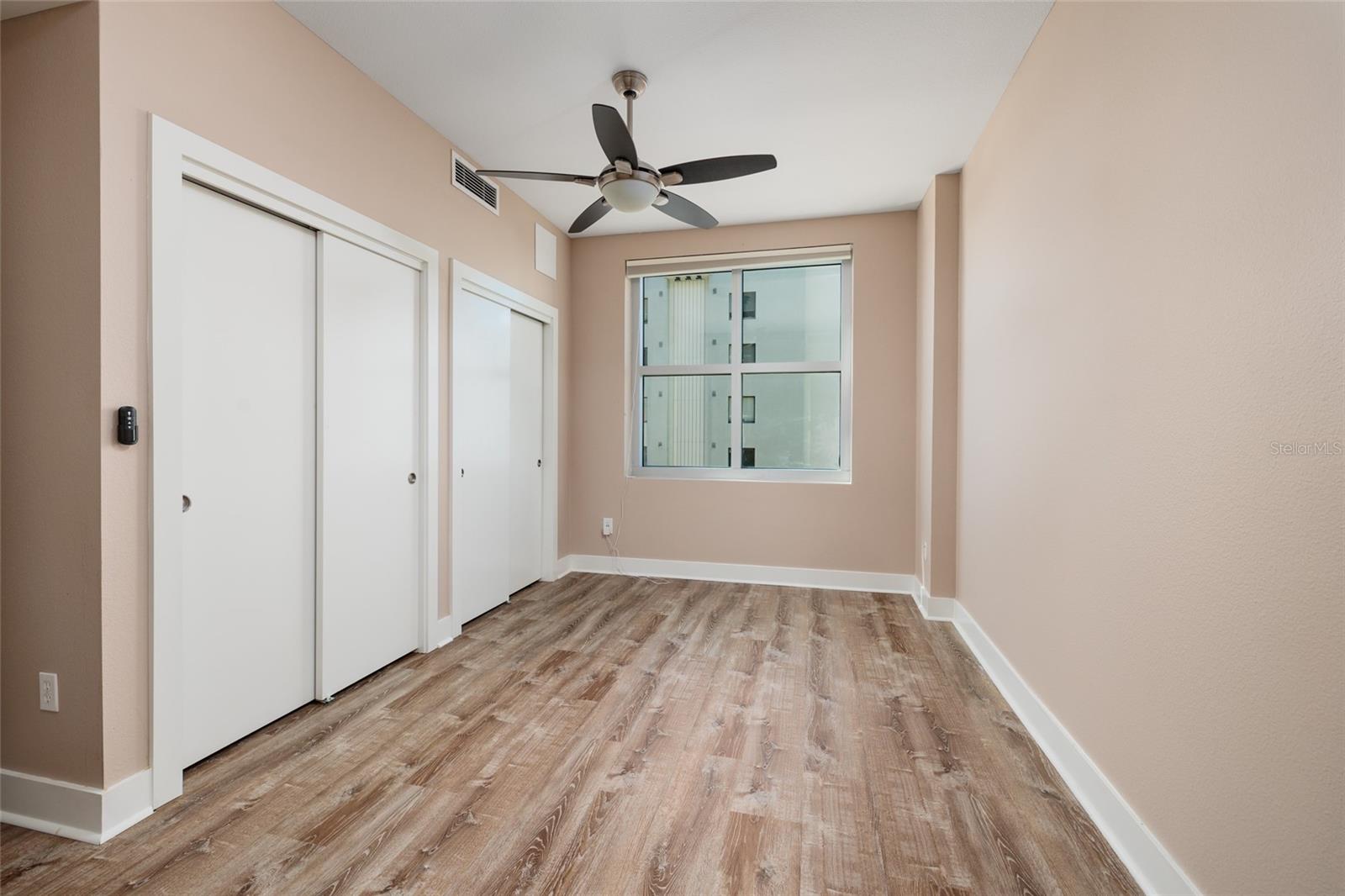 Image 14 of 35 For 1208 Kennedy Boulevard 416