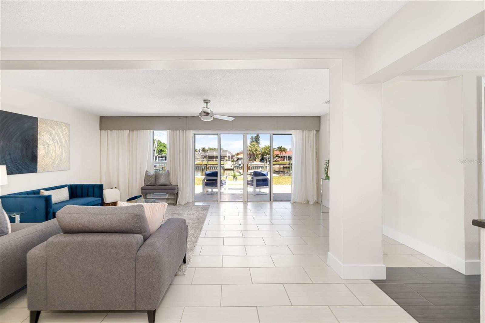 Image 21 of 58 For 4462 39th Street S