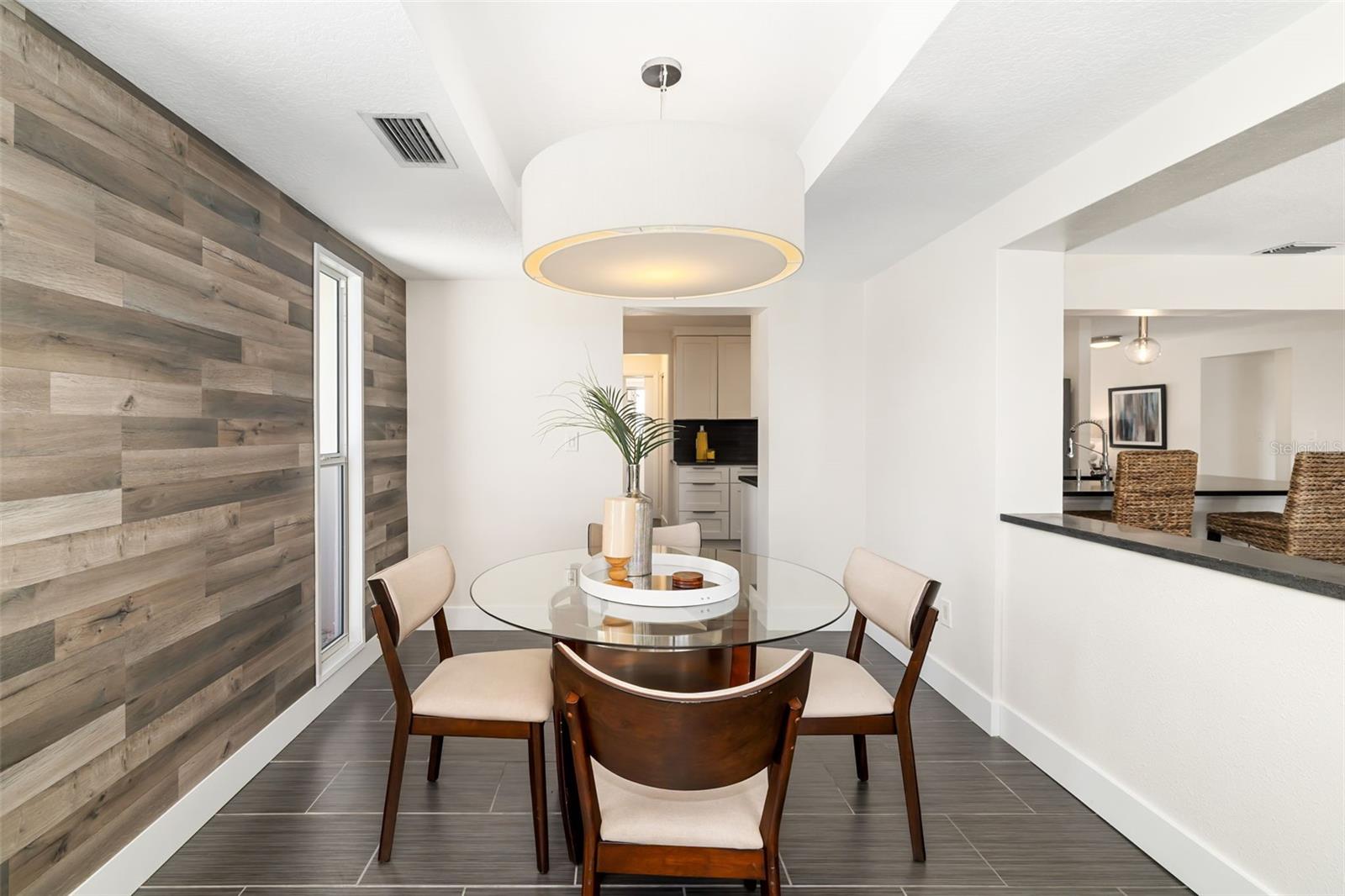 Image 26 of 58 For 4462 39th Street S