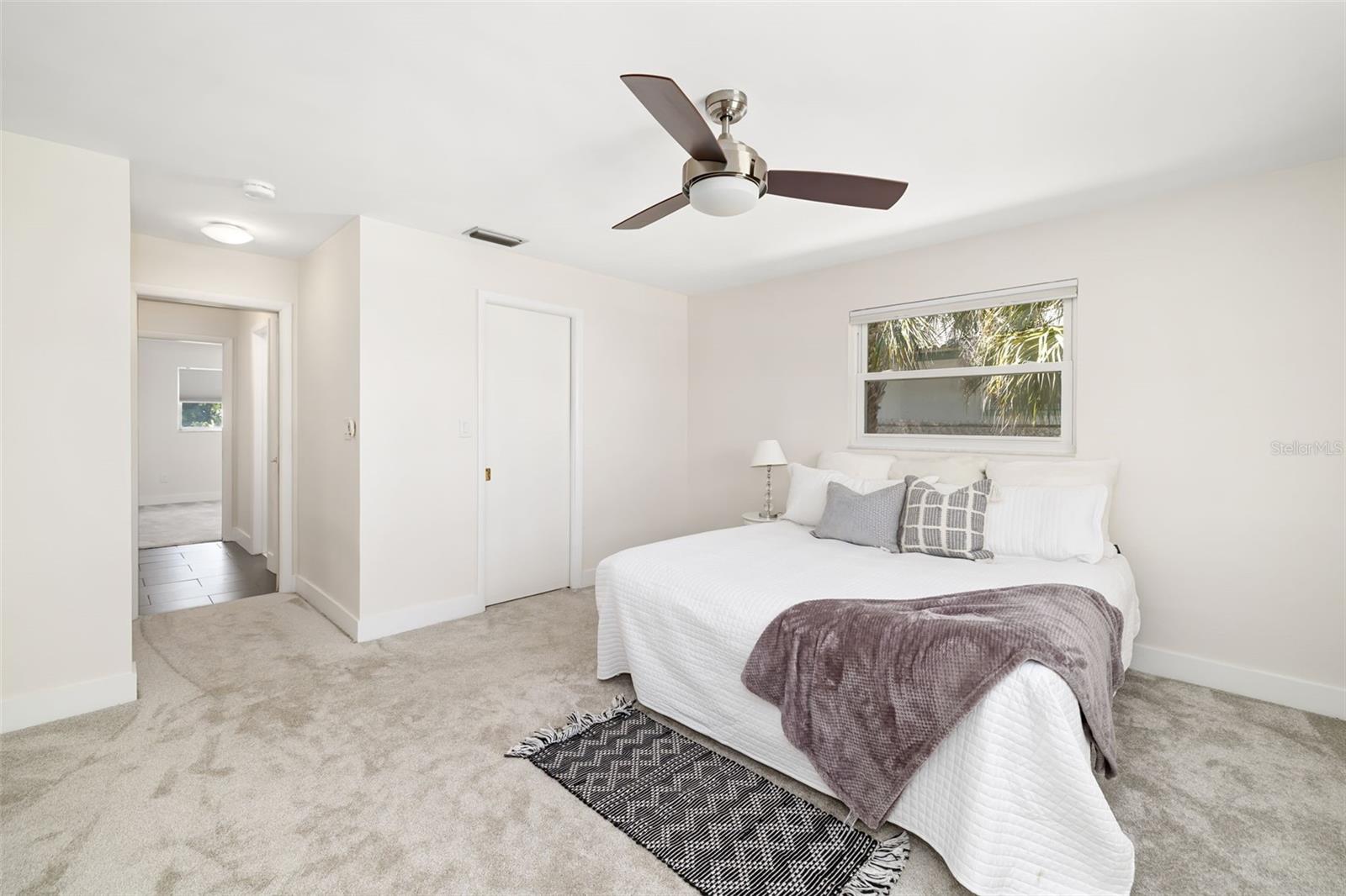 Image 31 of 58 For 4462 39th Street S