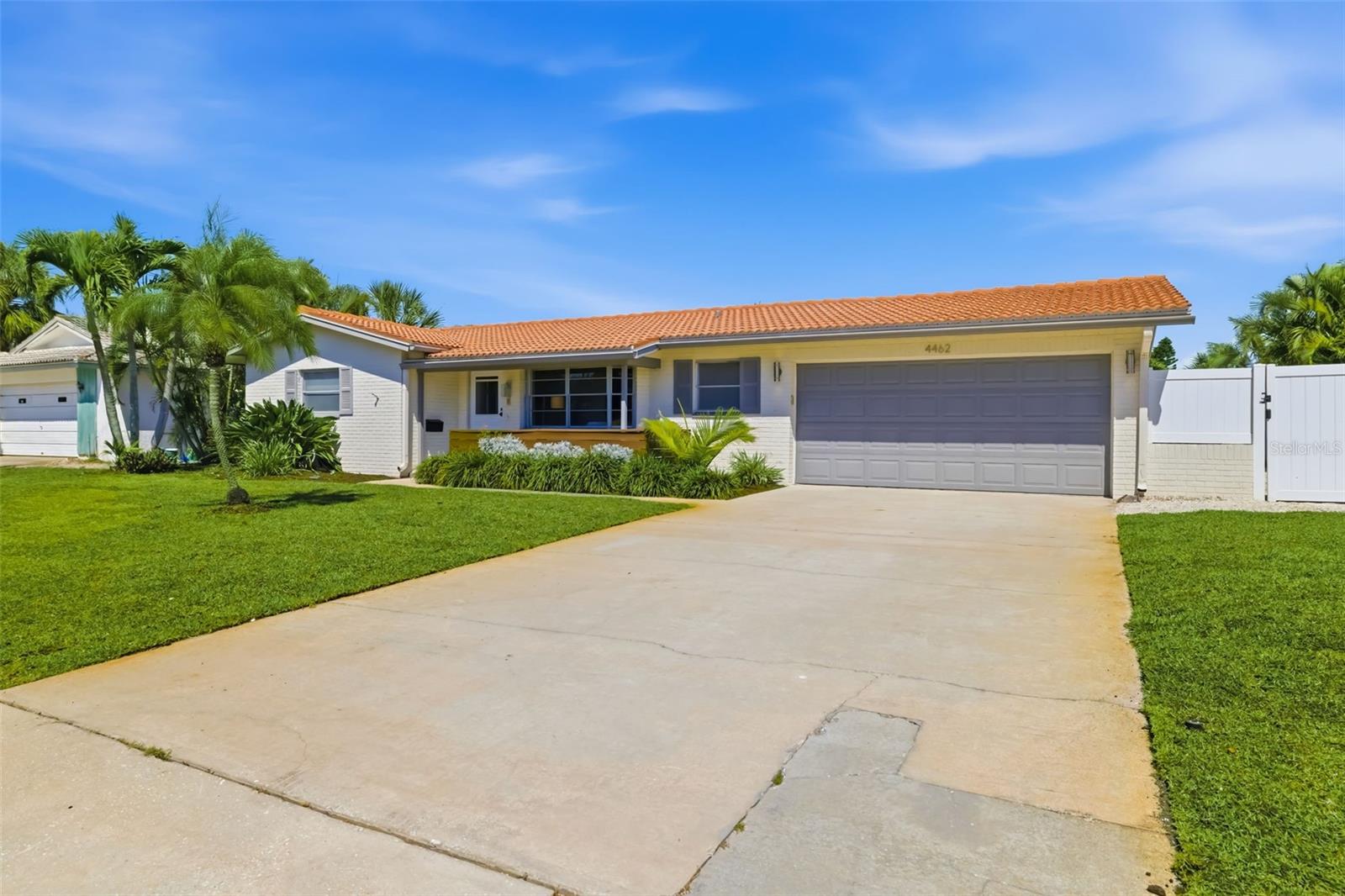 Image 49 of 58 For 4462 39th Street S