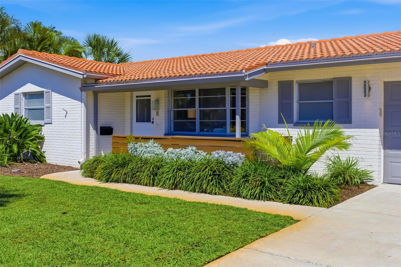 Image 8 of 58 For 4462 39th Street S