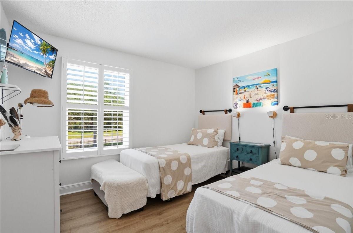 Image 11 of 43 For 4138 37th Street S 144