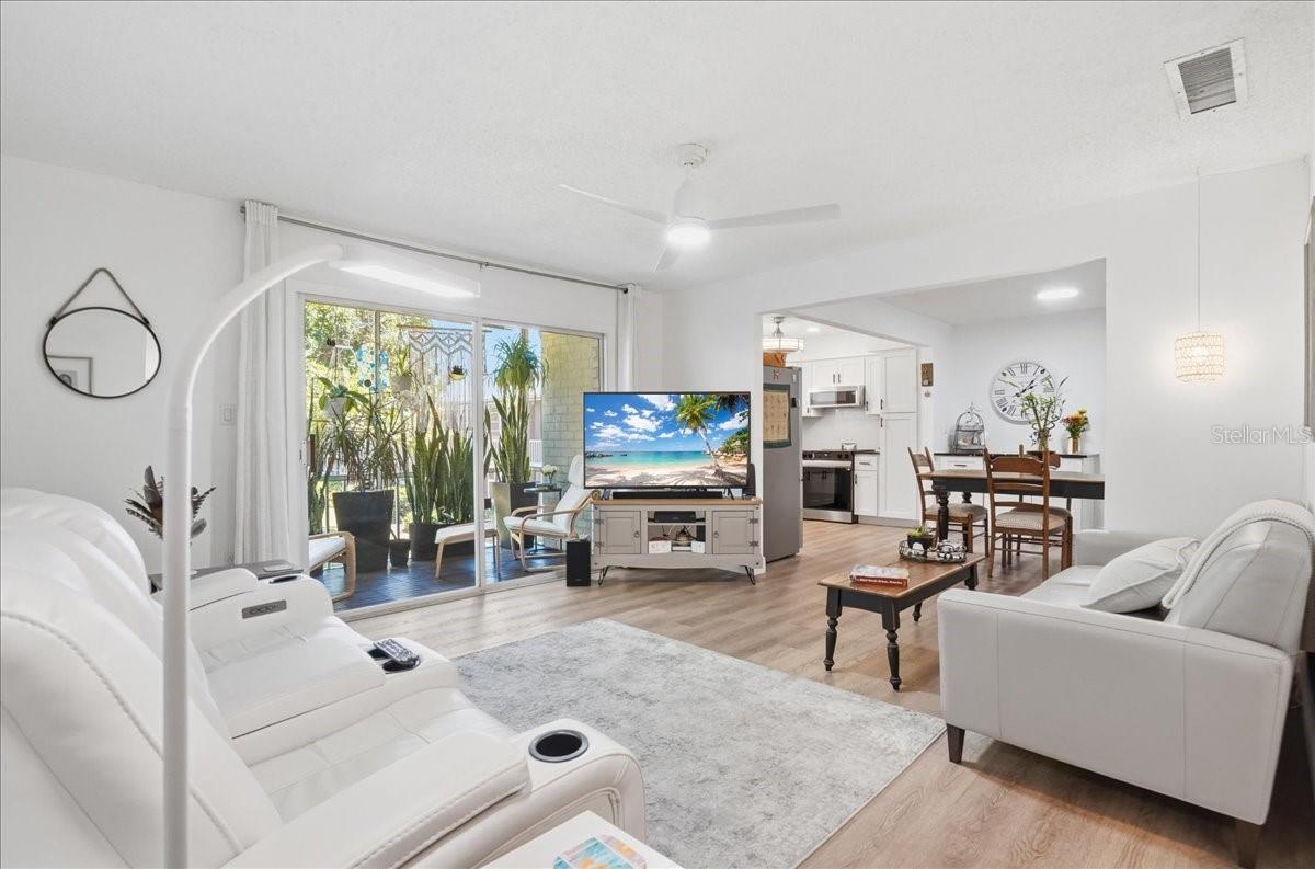 Image 3 of 43 For 4138 37th Street S 144