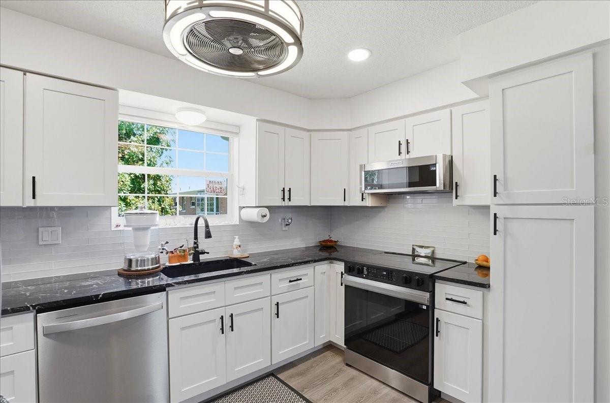 Image 35 of 43 For 4138 37th Street S 144