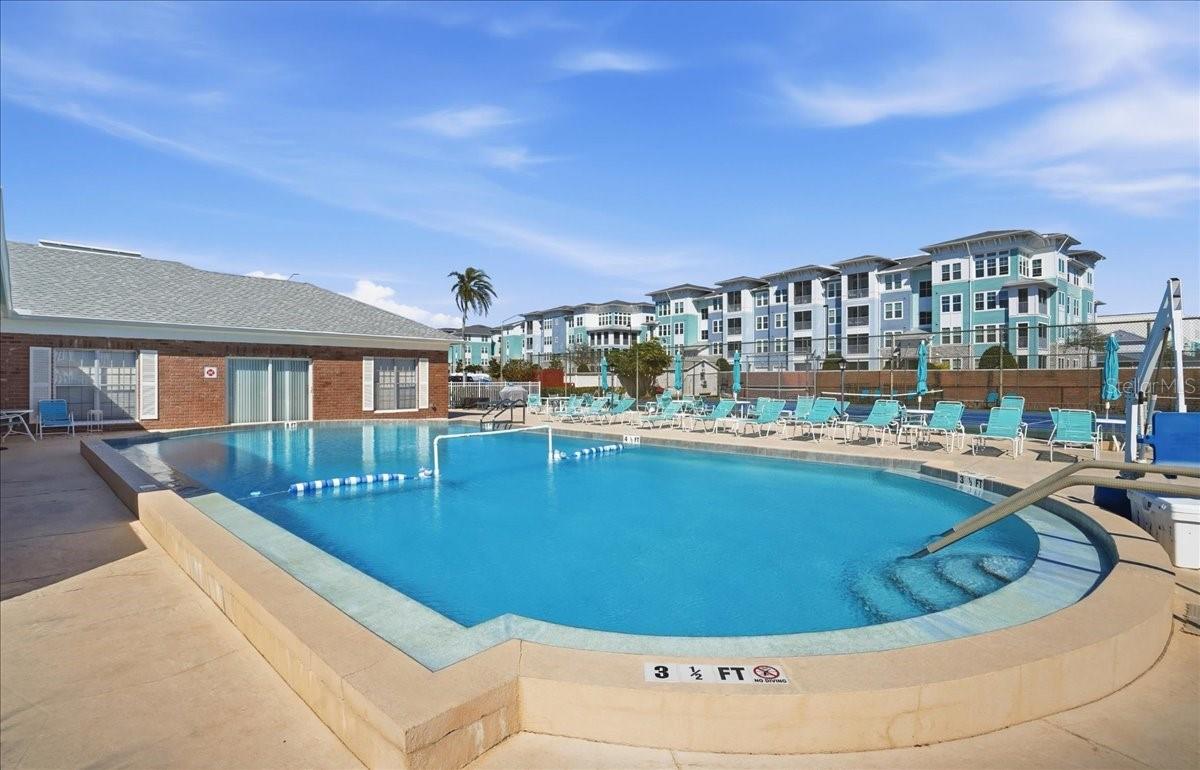 Image 40 of 43 For 4138 37th Street S 144