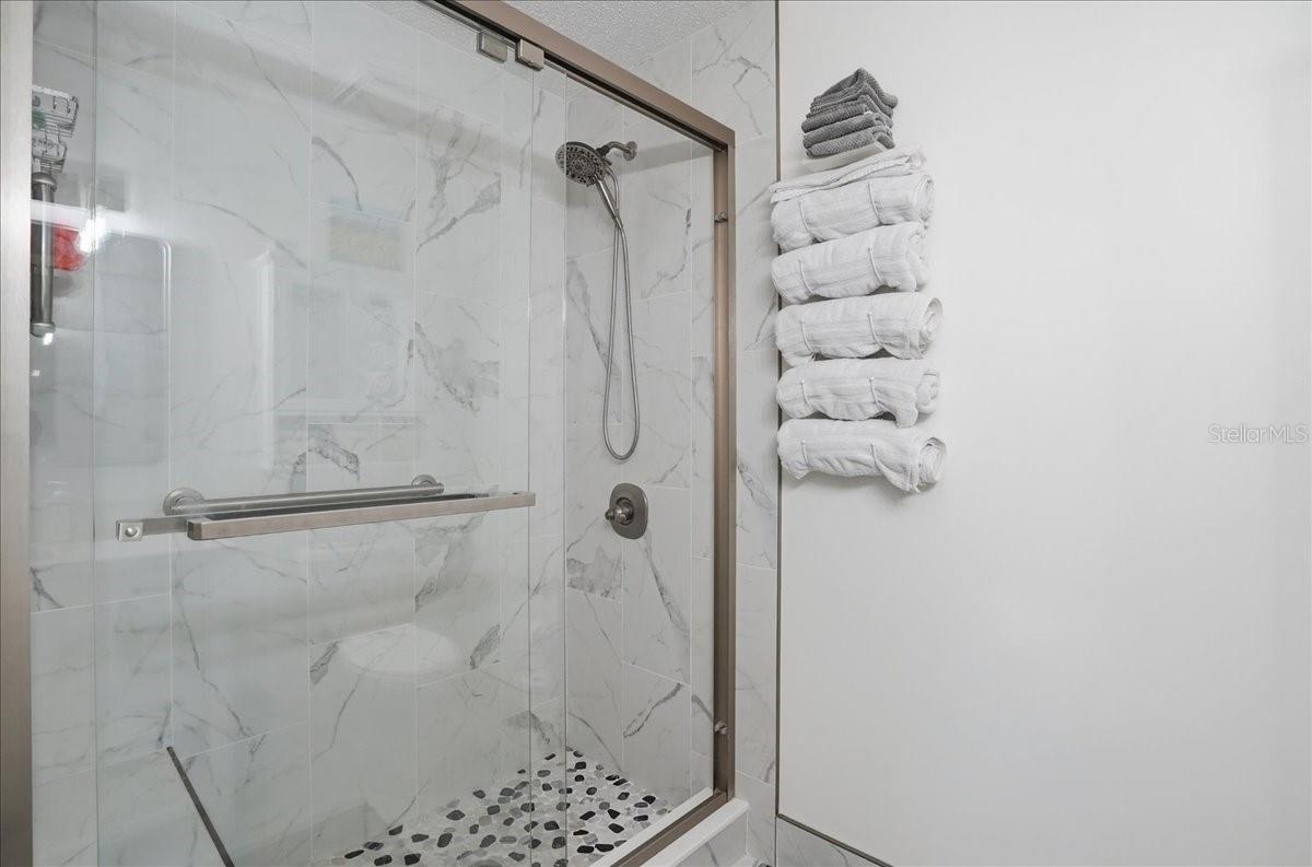 Image 8 of 43 For 4138 37th Street S 144