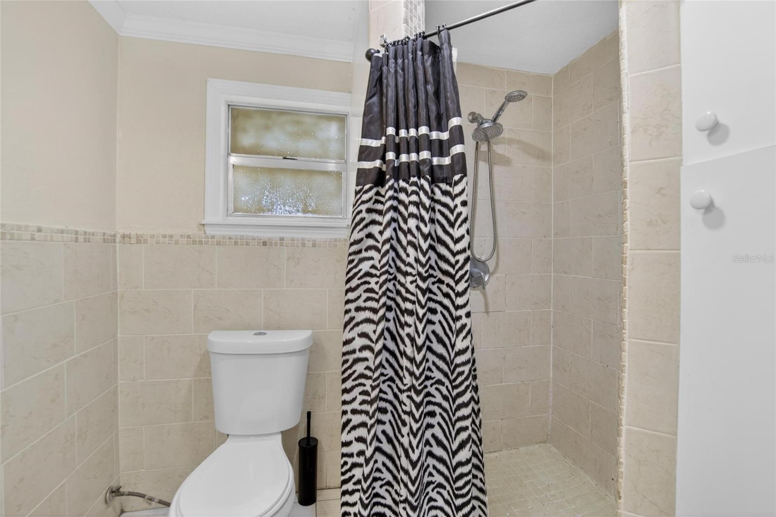 Image 15 of 37 For 918 Jere Circle