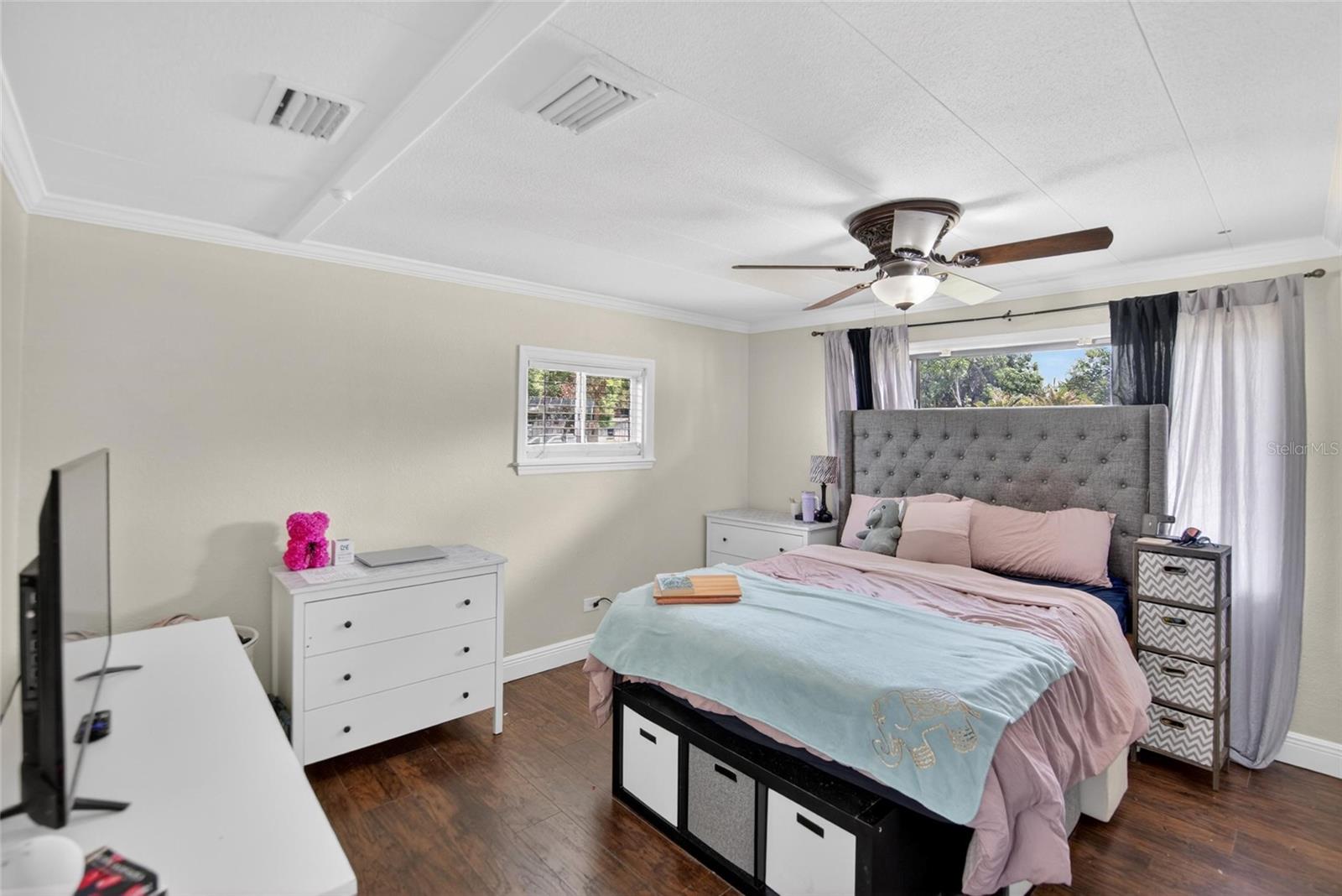 Image 17 of 37 For 918 Jere Circle