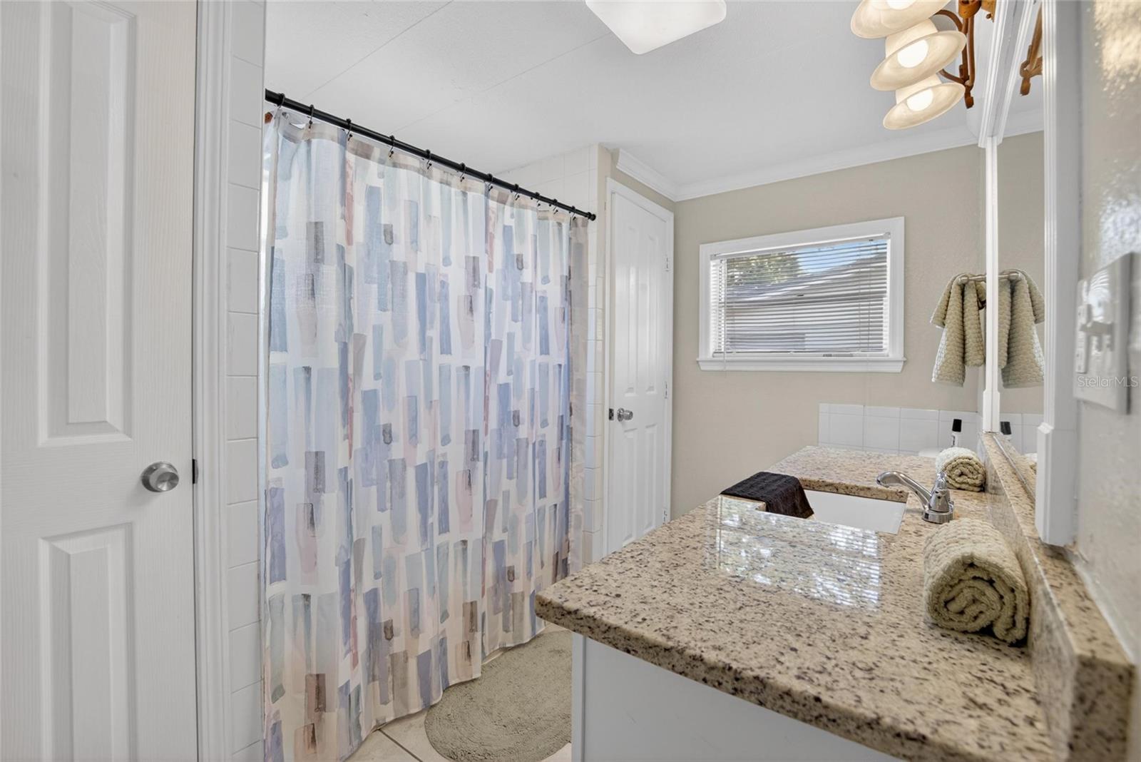 Image 20 of 37 For 918 Jere Circle