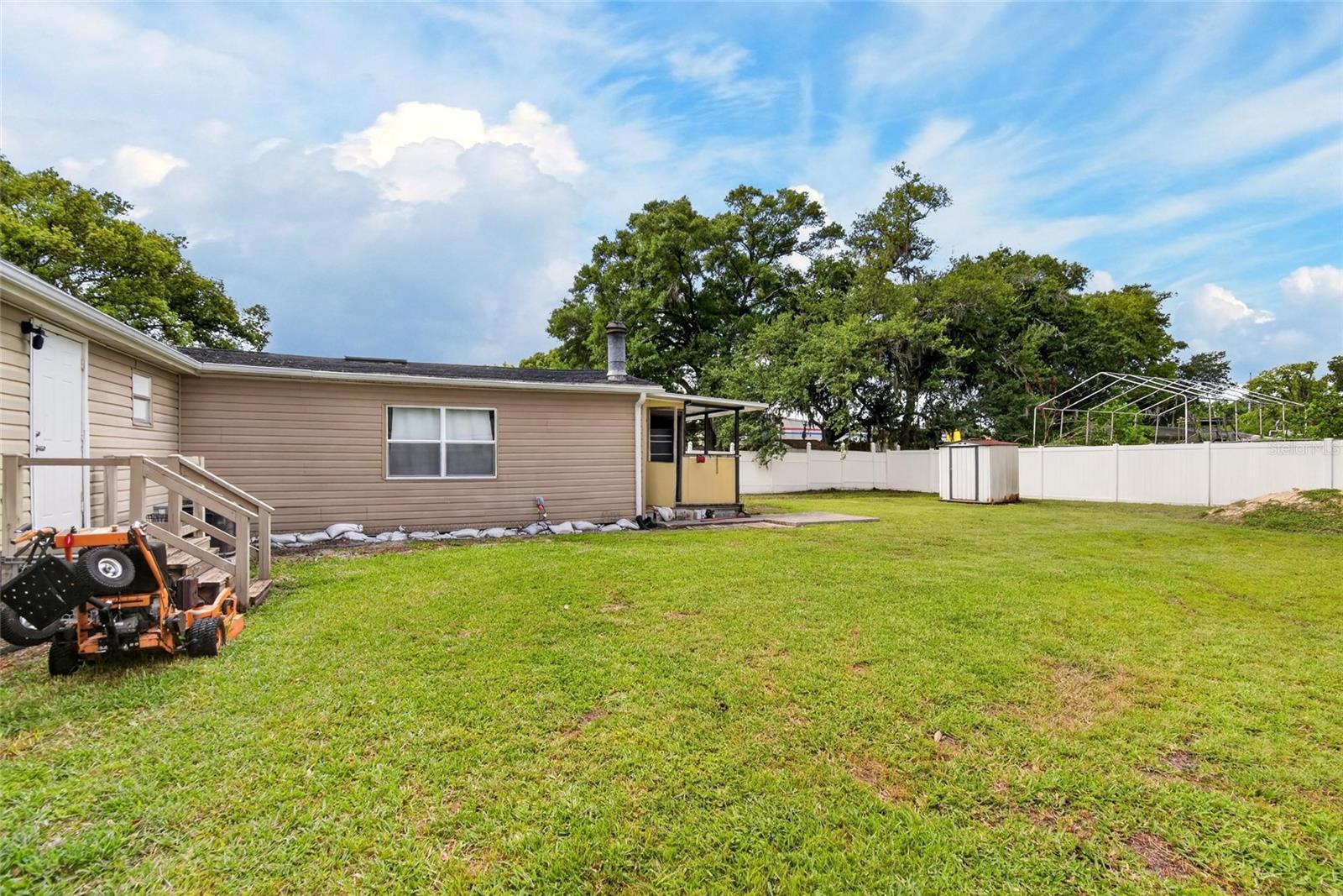 Image 26 of 37 For 918 Jere Circle