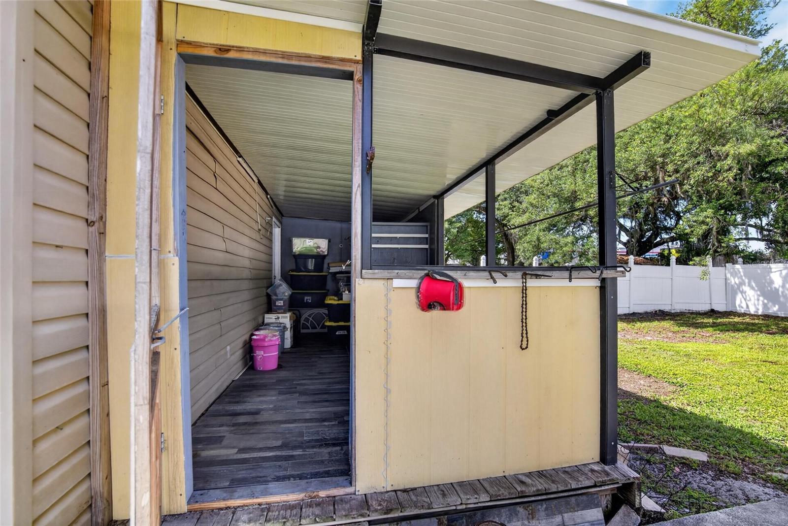 Image 27 of 37 For 918 Jere Circle