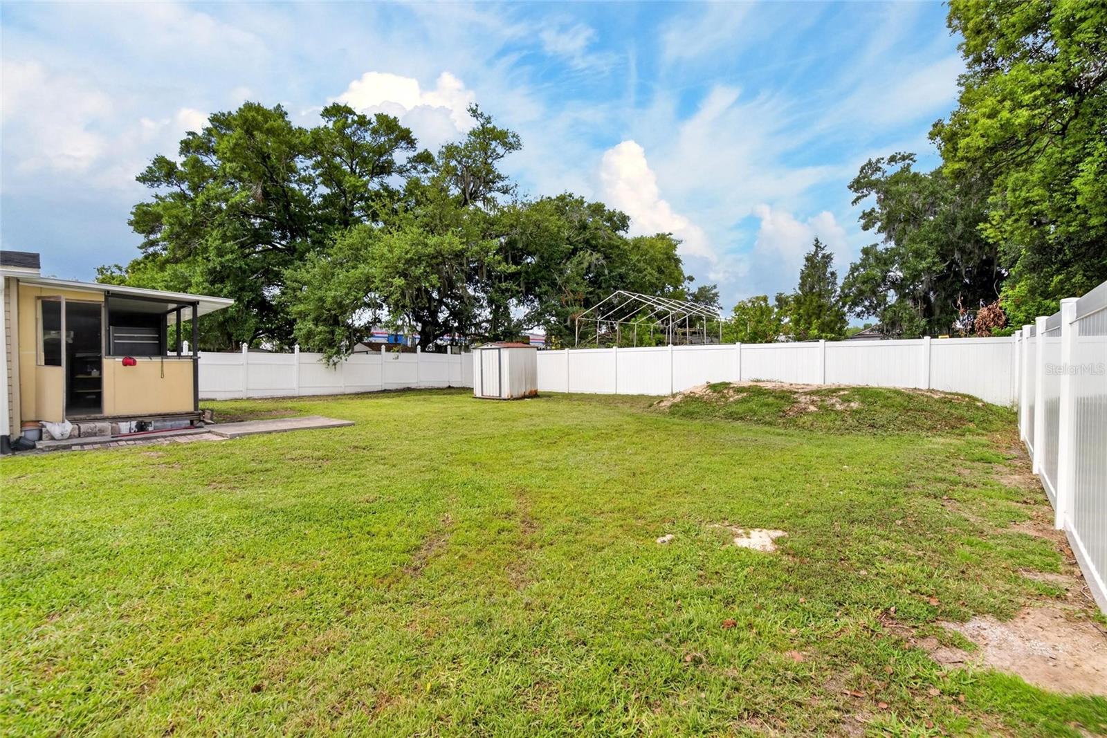 Image 29 of 37 For 918 Jere Circle