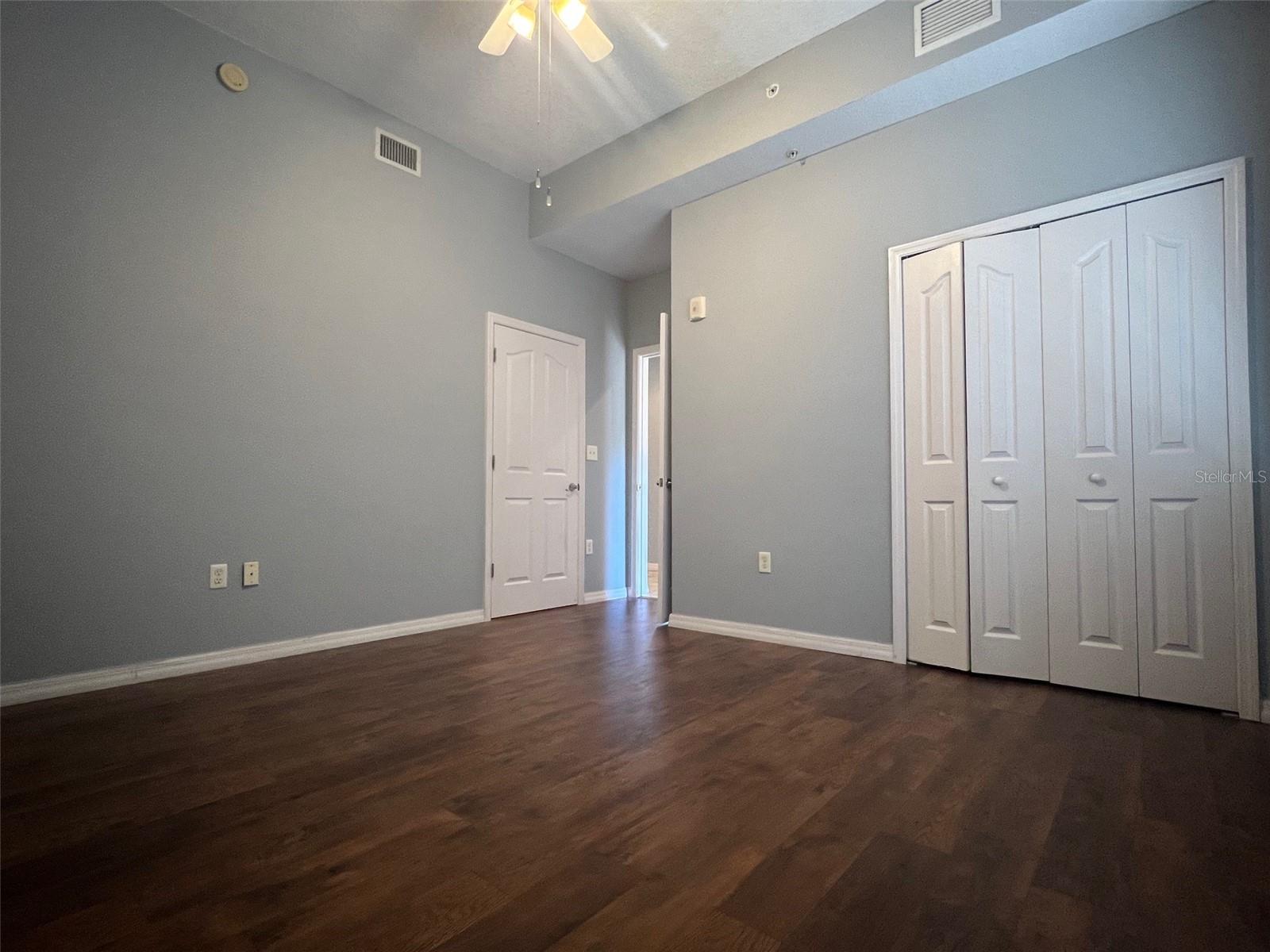 Image 16 of 44 For 642 Wells Court 201