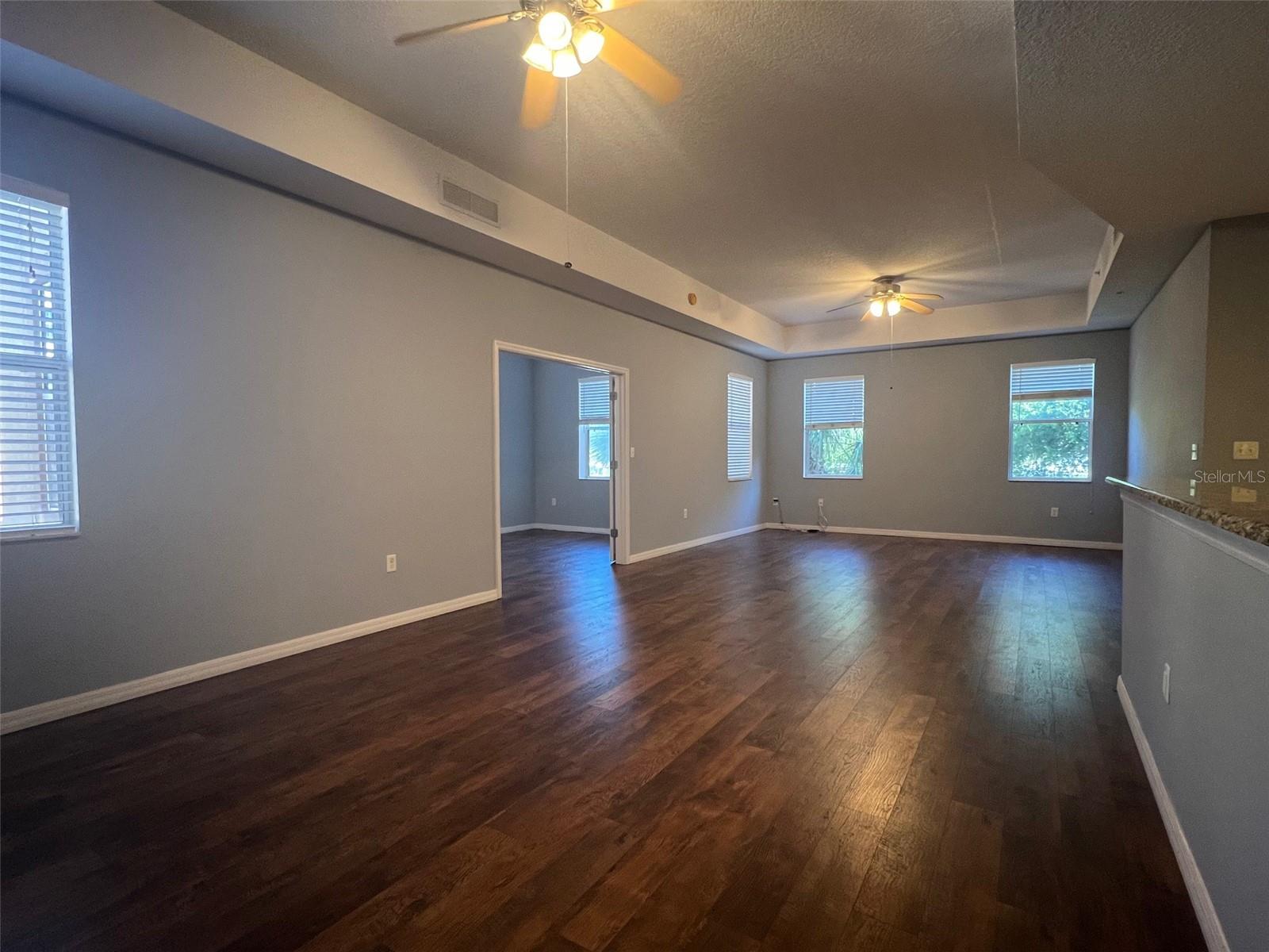 Image 24 of 44 For 642 Wells Court 201