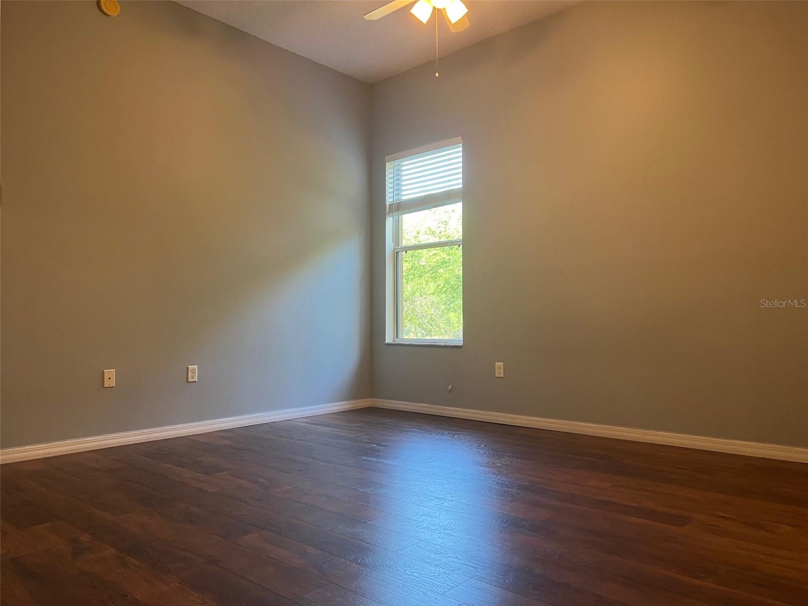 Image 9 of 44 For 642 Wells Court 201