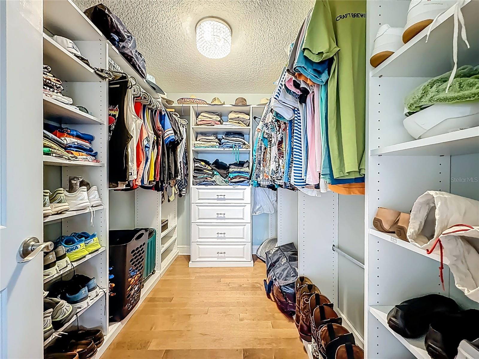 Image 30 of 67 For 10193 Grand Oak Circle