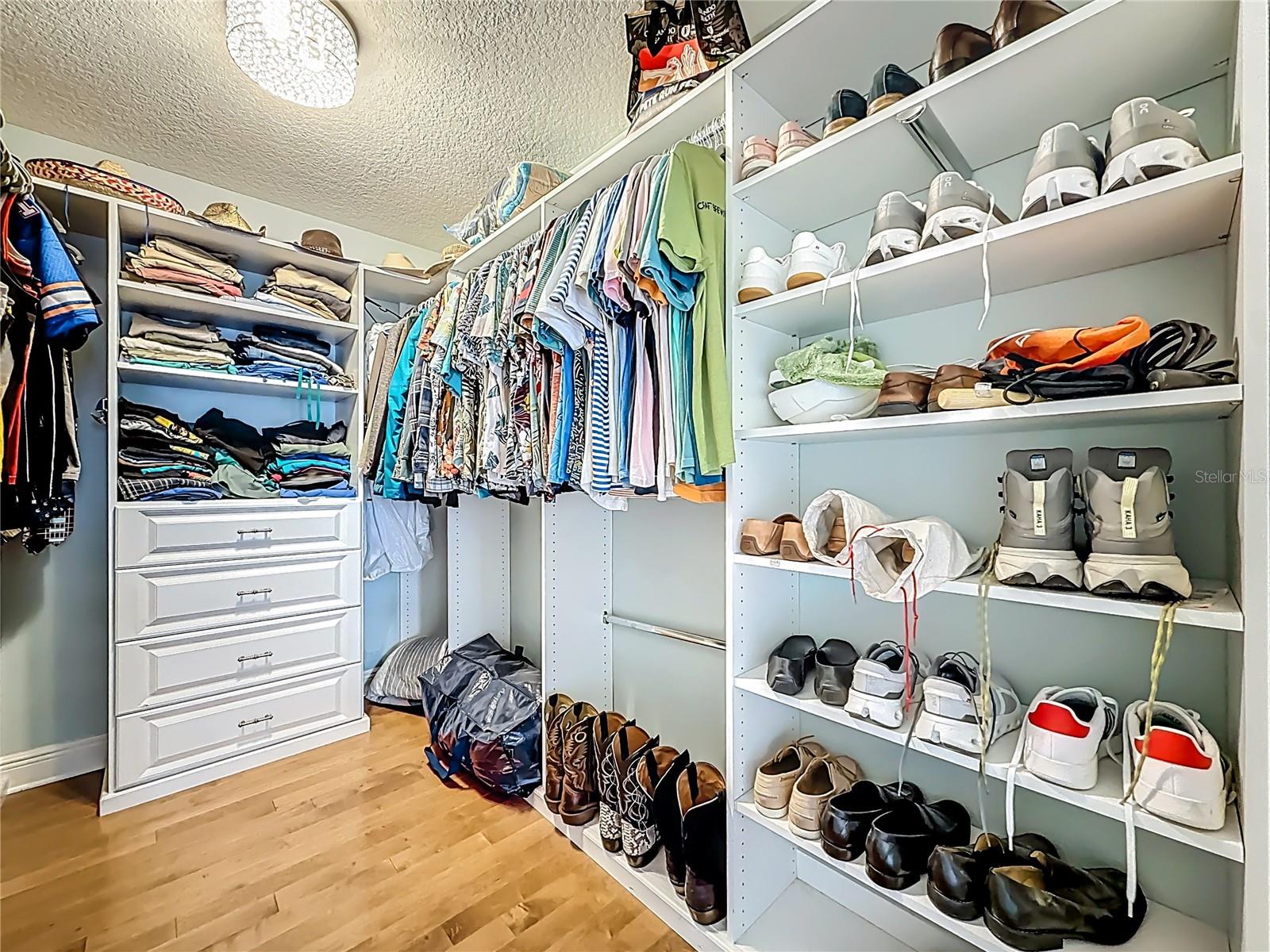 Image 31 of 67 For 10193 Grand Oak Circle