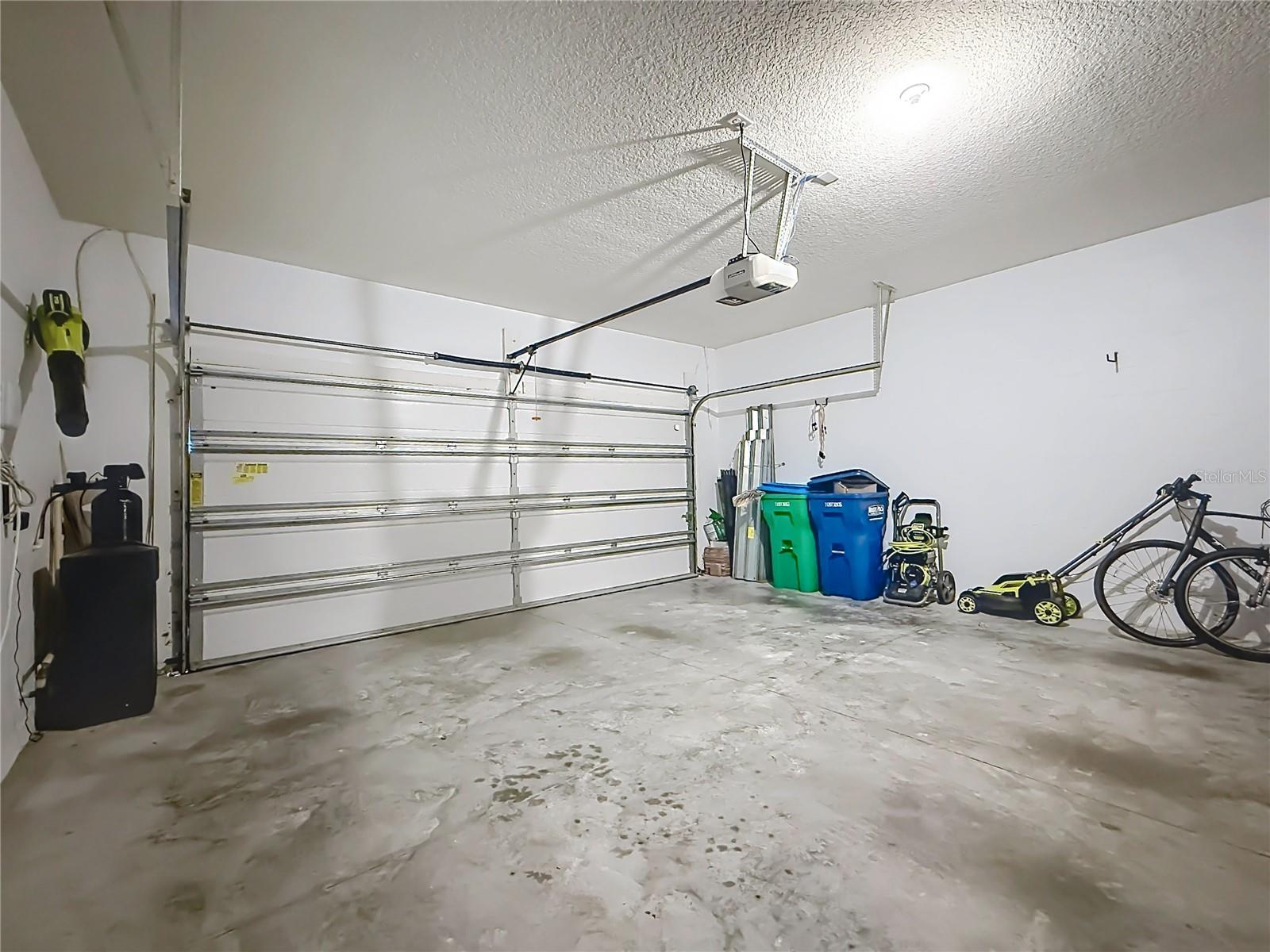 Image 52 of 67 For 10193 Grand Oak Circle