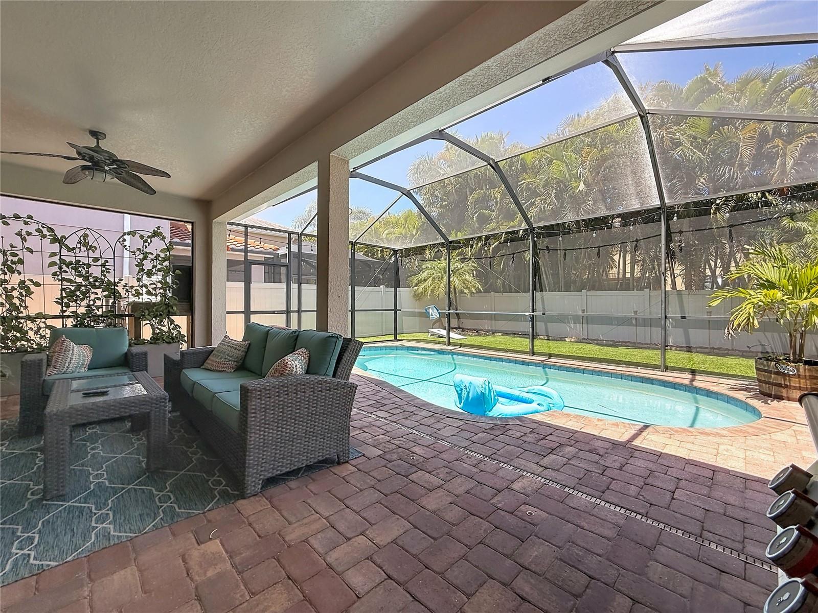 Image 55 of 67 For 10193 Grand Oak Circle