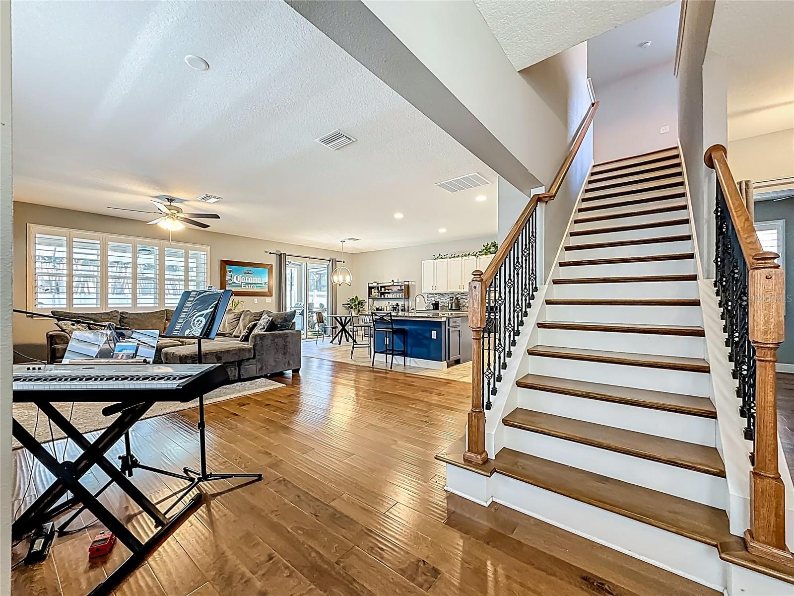 Image 8 of 67 For 10193 Grand Oak Circle