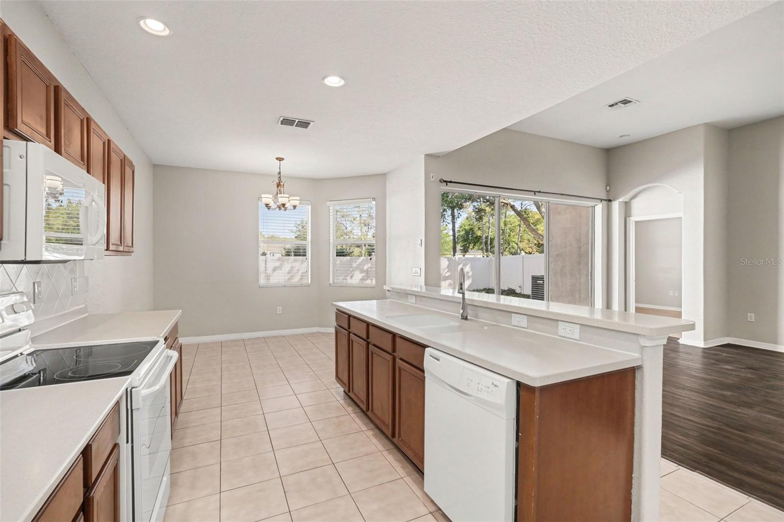 Image 10 of 28 For 10902 Tree Cactus Loop