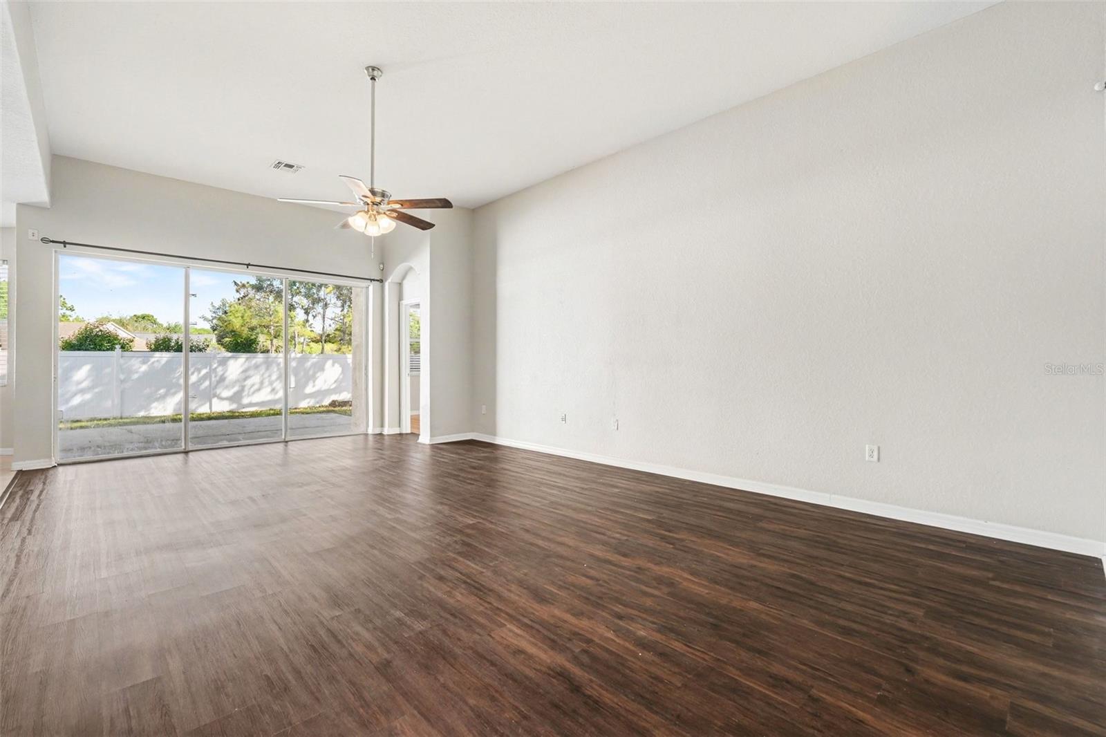 Image 6 of 28 For 10902 Tree Cactus Loop