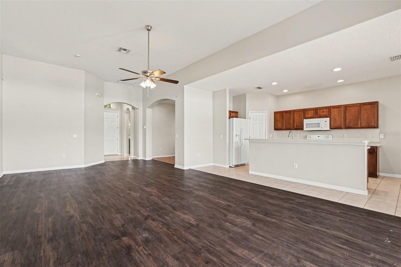 Image 7 of 28 For 10902 Tree Cactus Loop