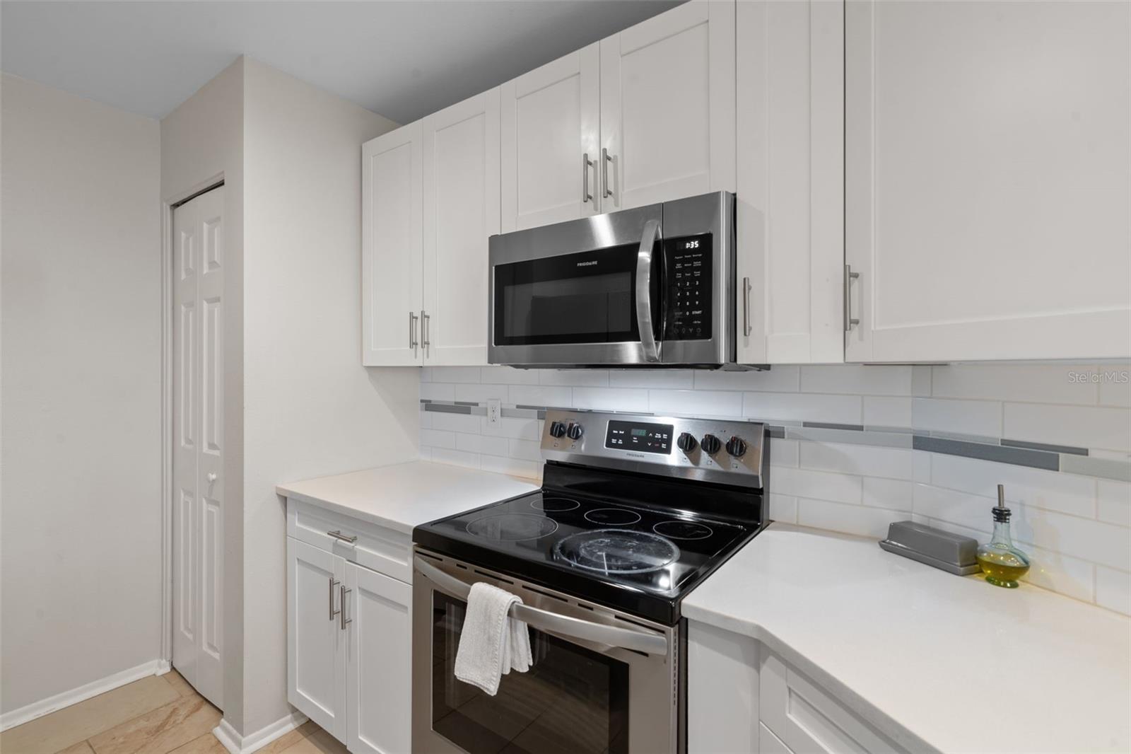 Image 10 of 23 For 14733 Norwood Oaks Drive 201