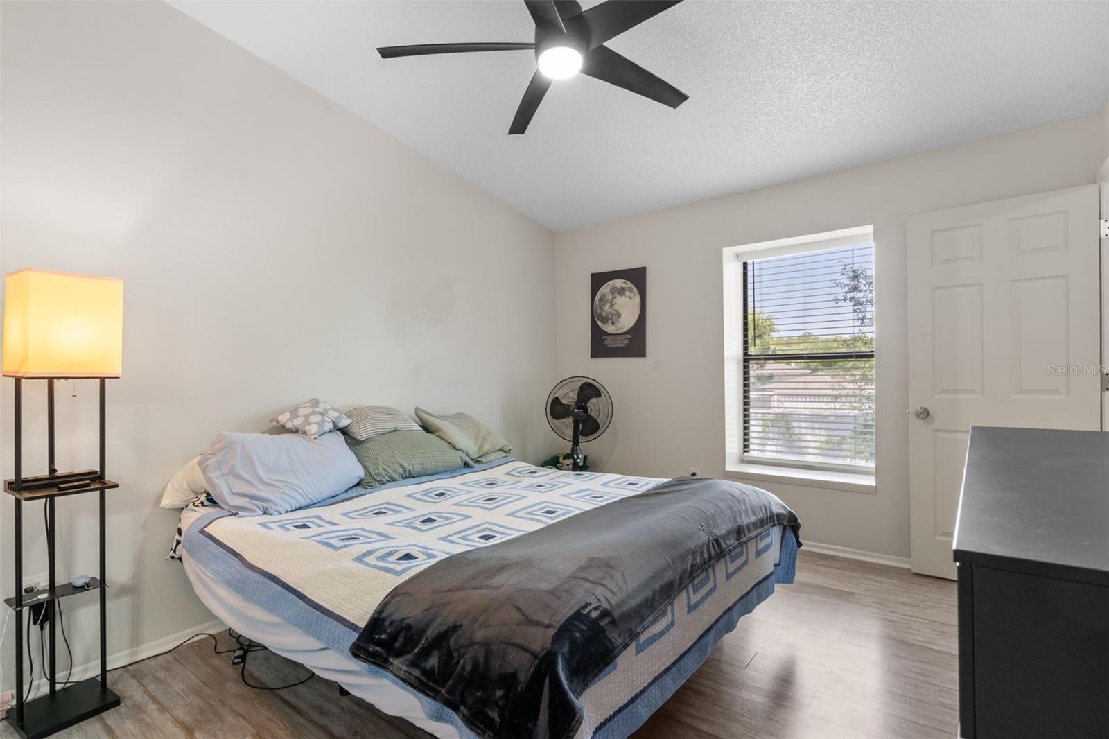 Image 14 of 23 For 14733 Norwood Oaks Drive 201